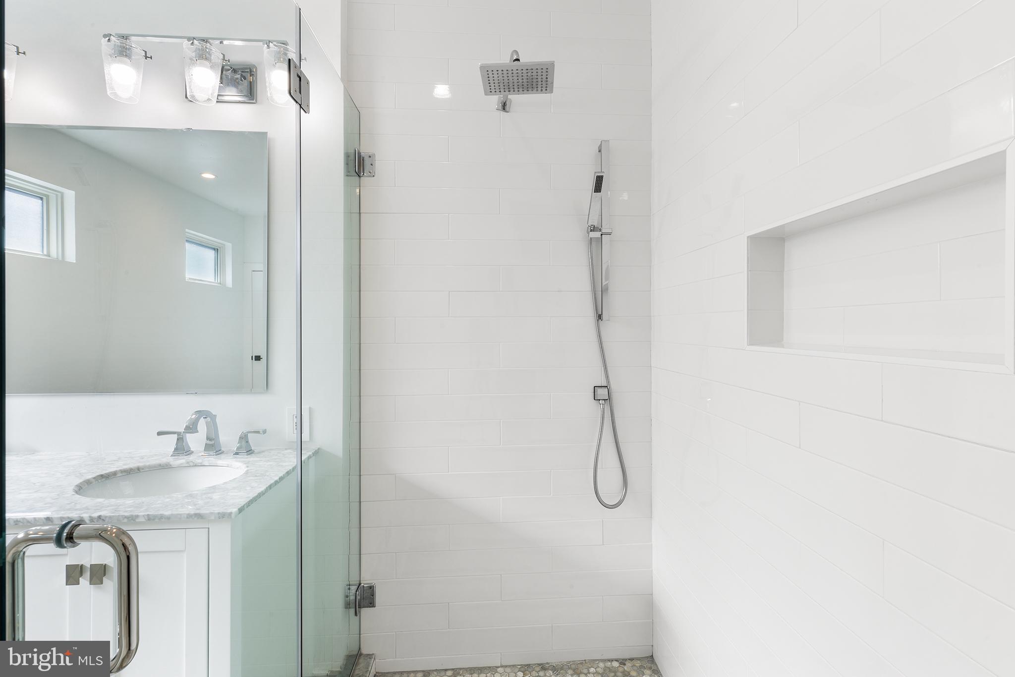 GRADUATE HOSPITAL - Residential Lease