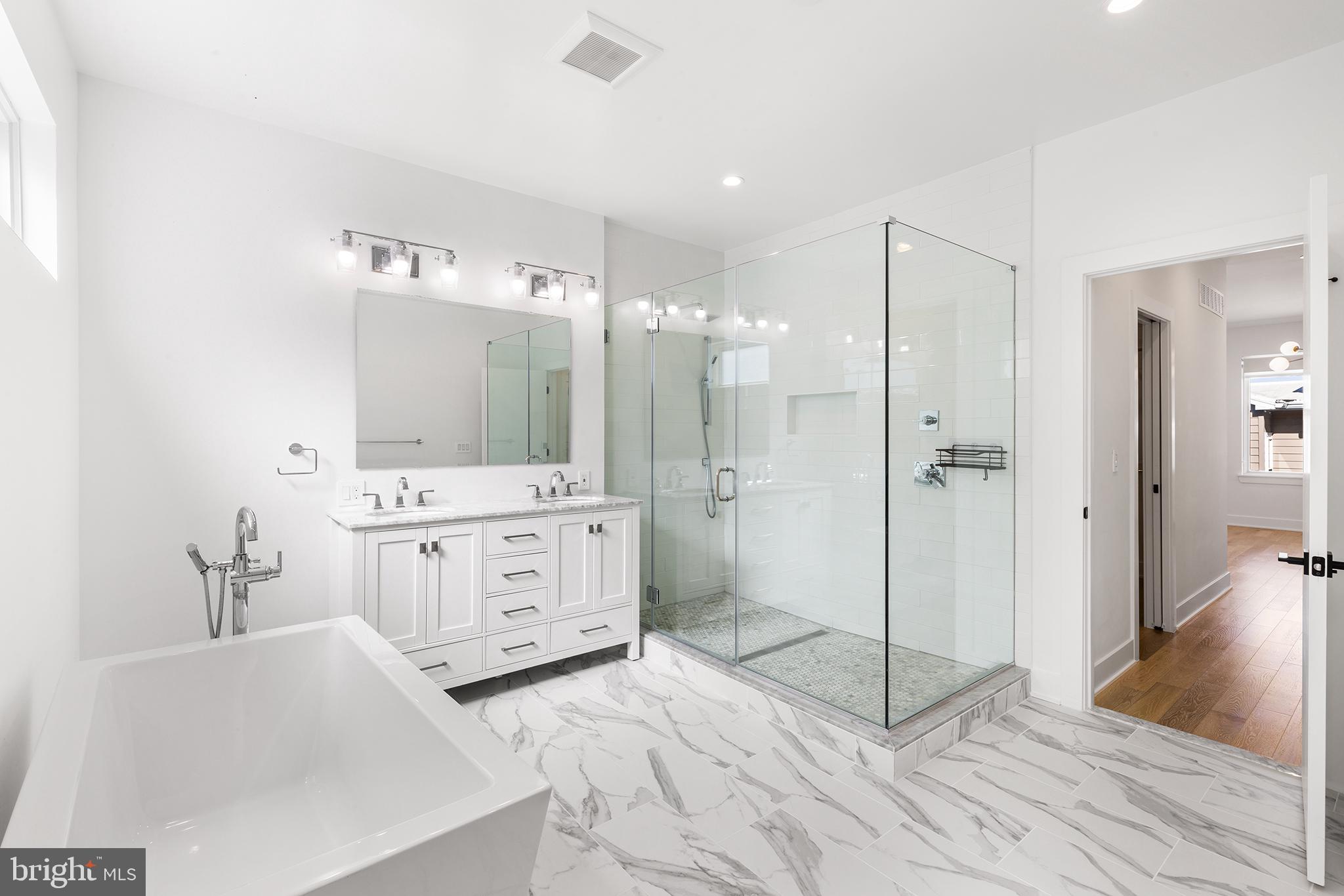 GRADUATE HOSPITAL - Residential Lease