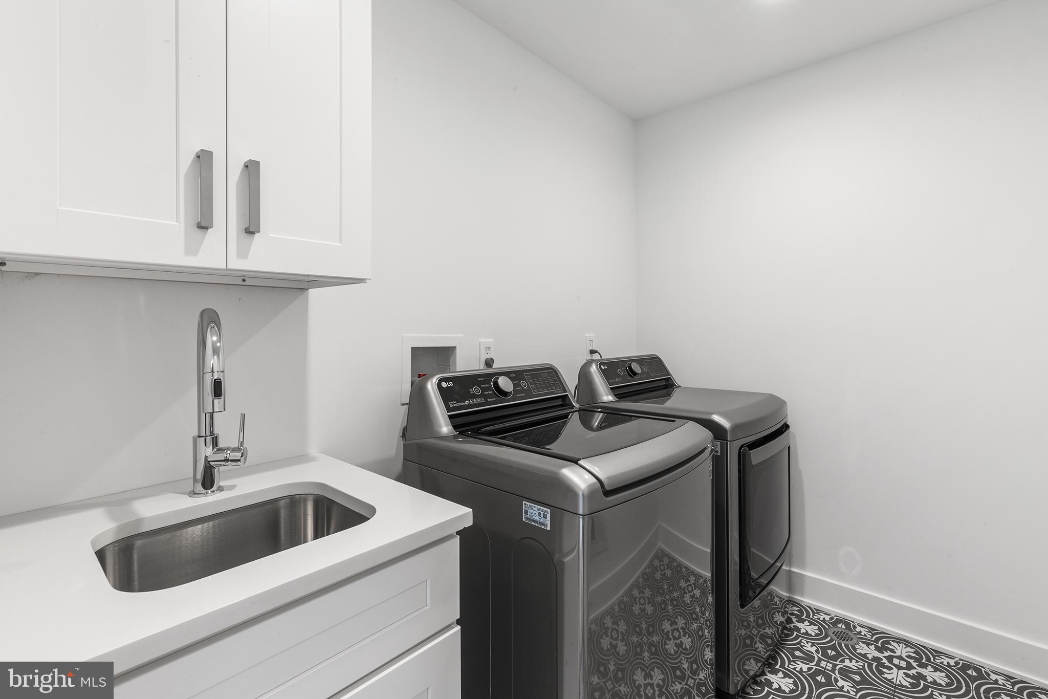 GRADUATE HOSPITAL - Residential Lease