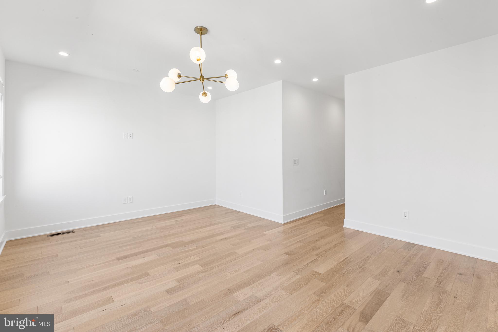 GRADUATE HOSPITAL - Residential Lease