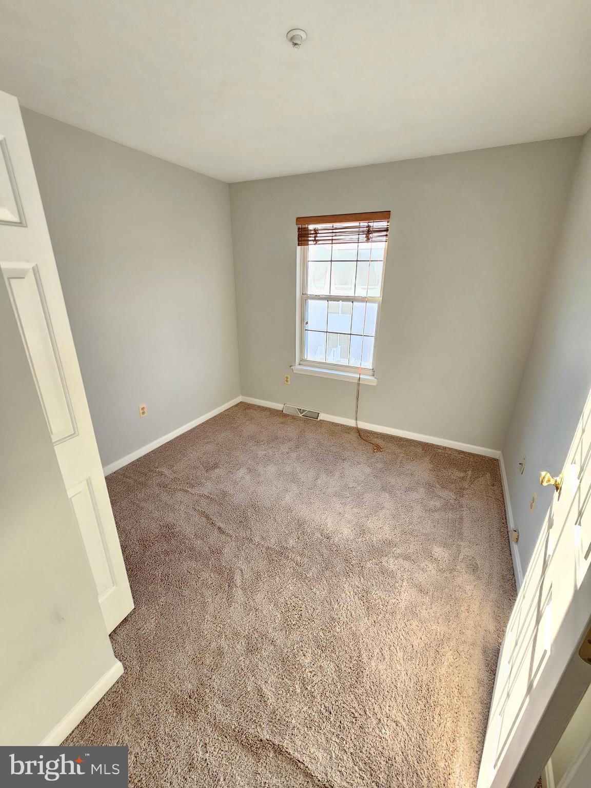 NEW MARKET WEST - Residential Lease