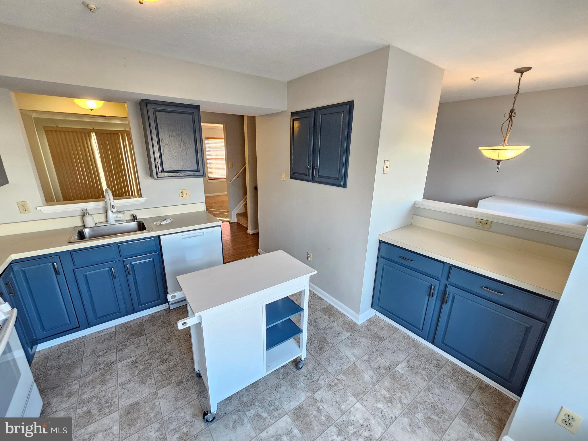 NEW MARKET WEST - Residential Lease