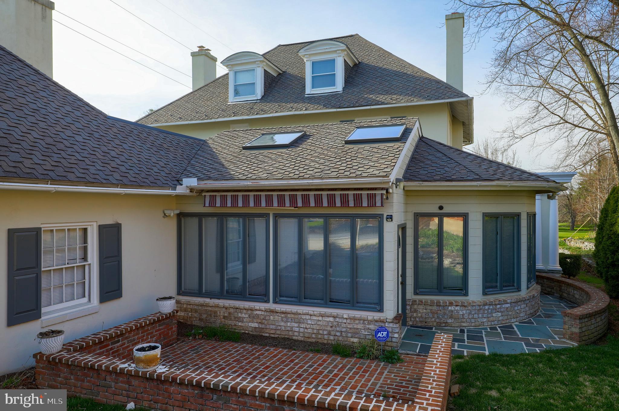 HERSHEY DOWNTOWN - Residential