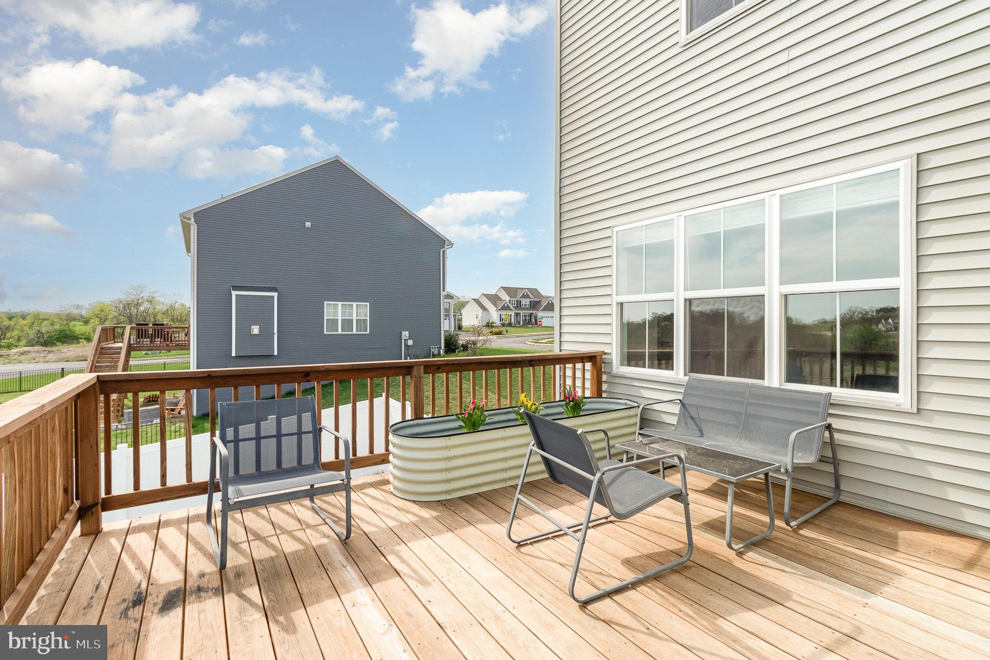 MOUNTAIN VIEW ESTATES - Residential