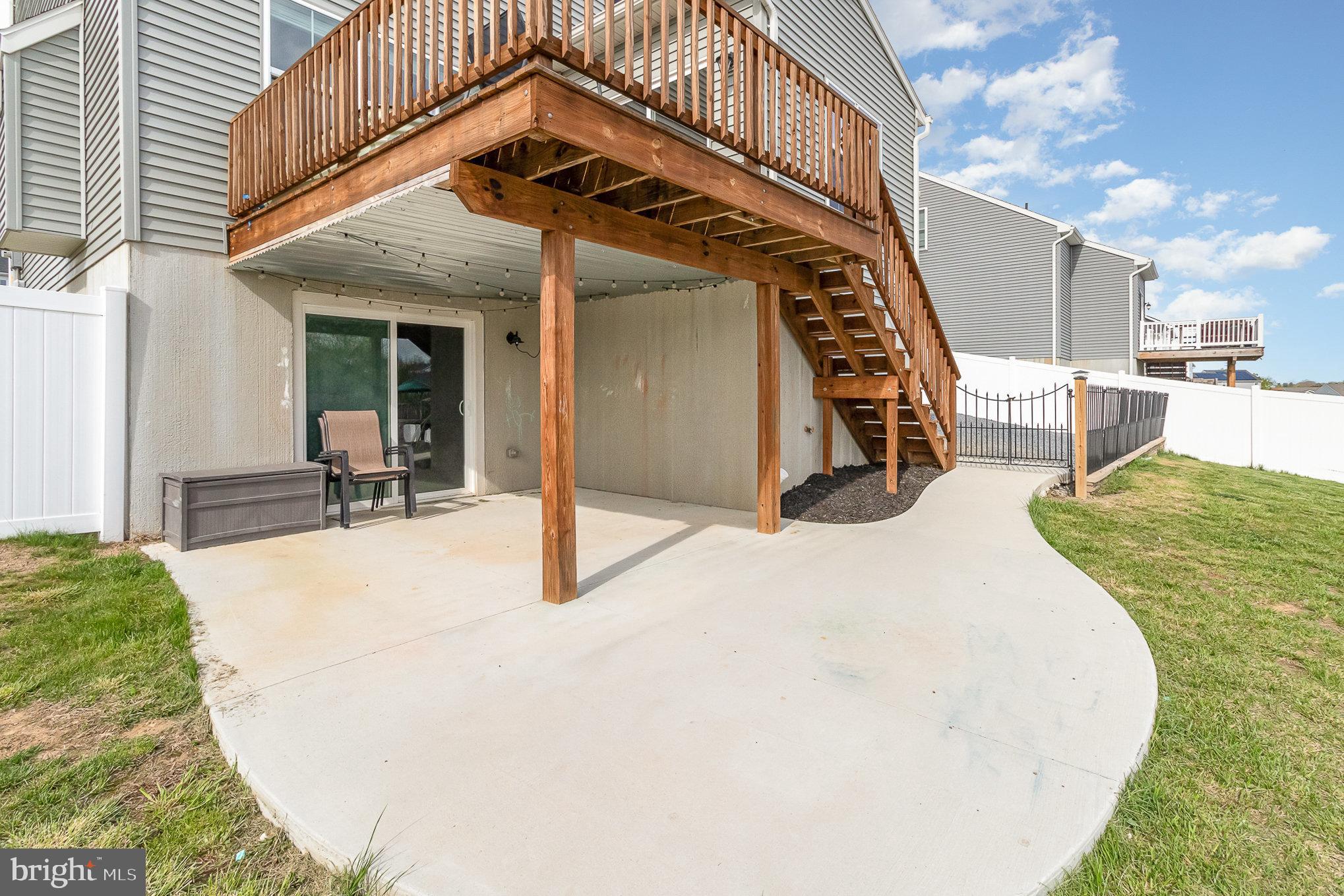 MOUNTAIN VIEW ESTATES - Residential