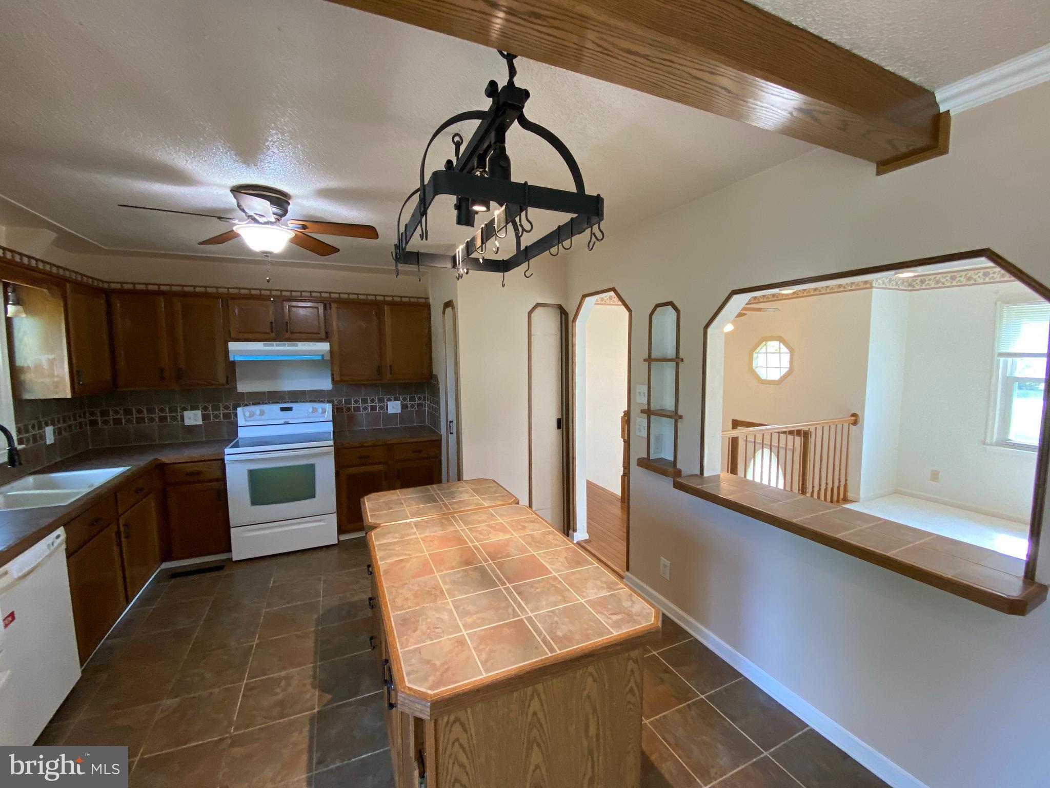 CONCORD ESTATES - Residential Lease