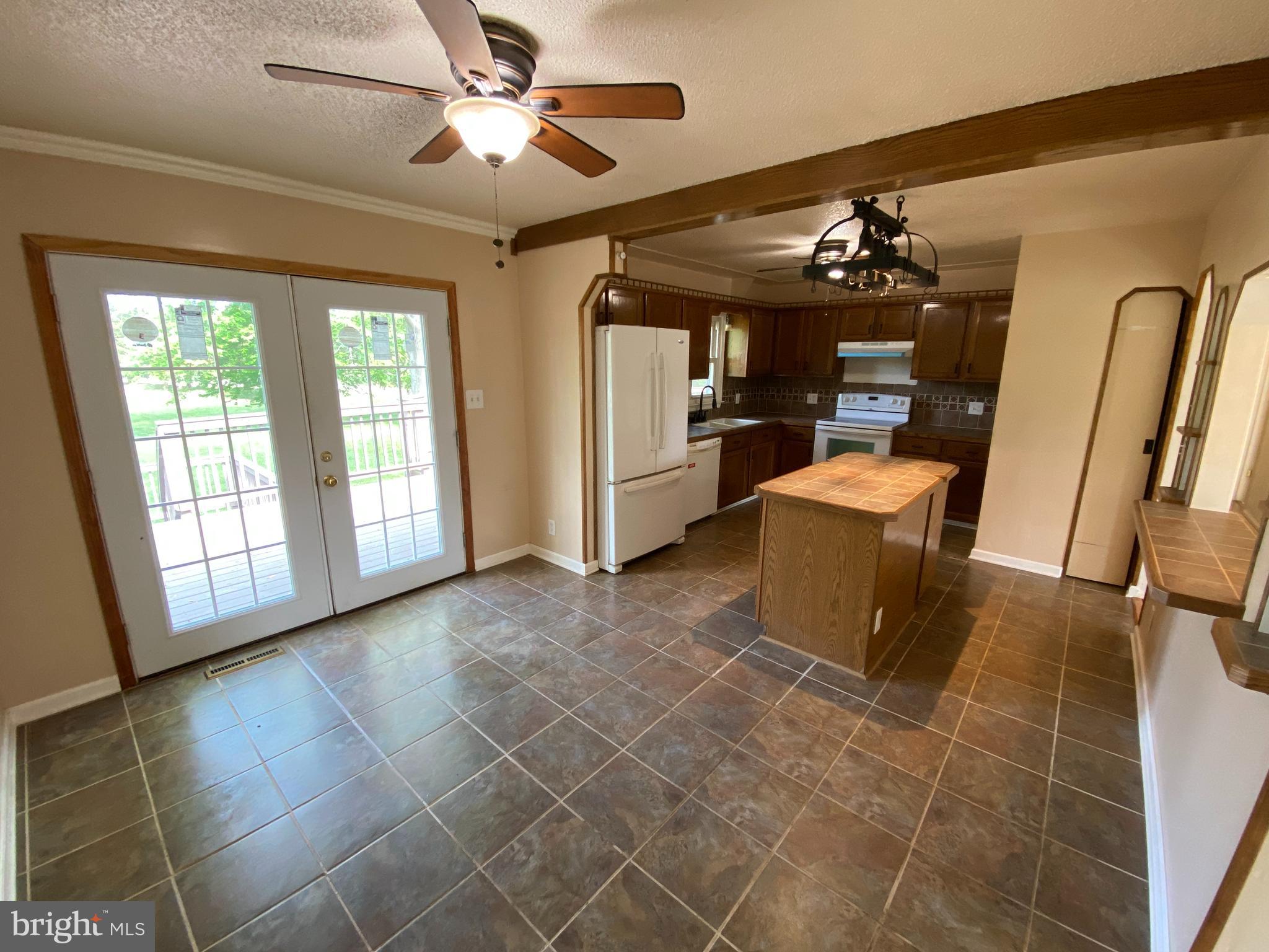 CONCORD ESTATES - Residential Lease