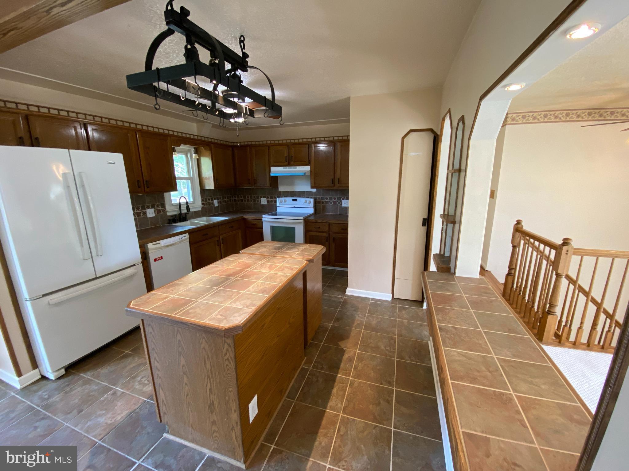 CONCORD ESTATES - Residential Lease