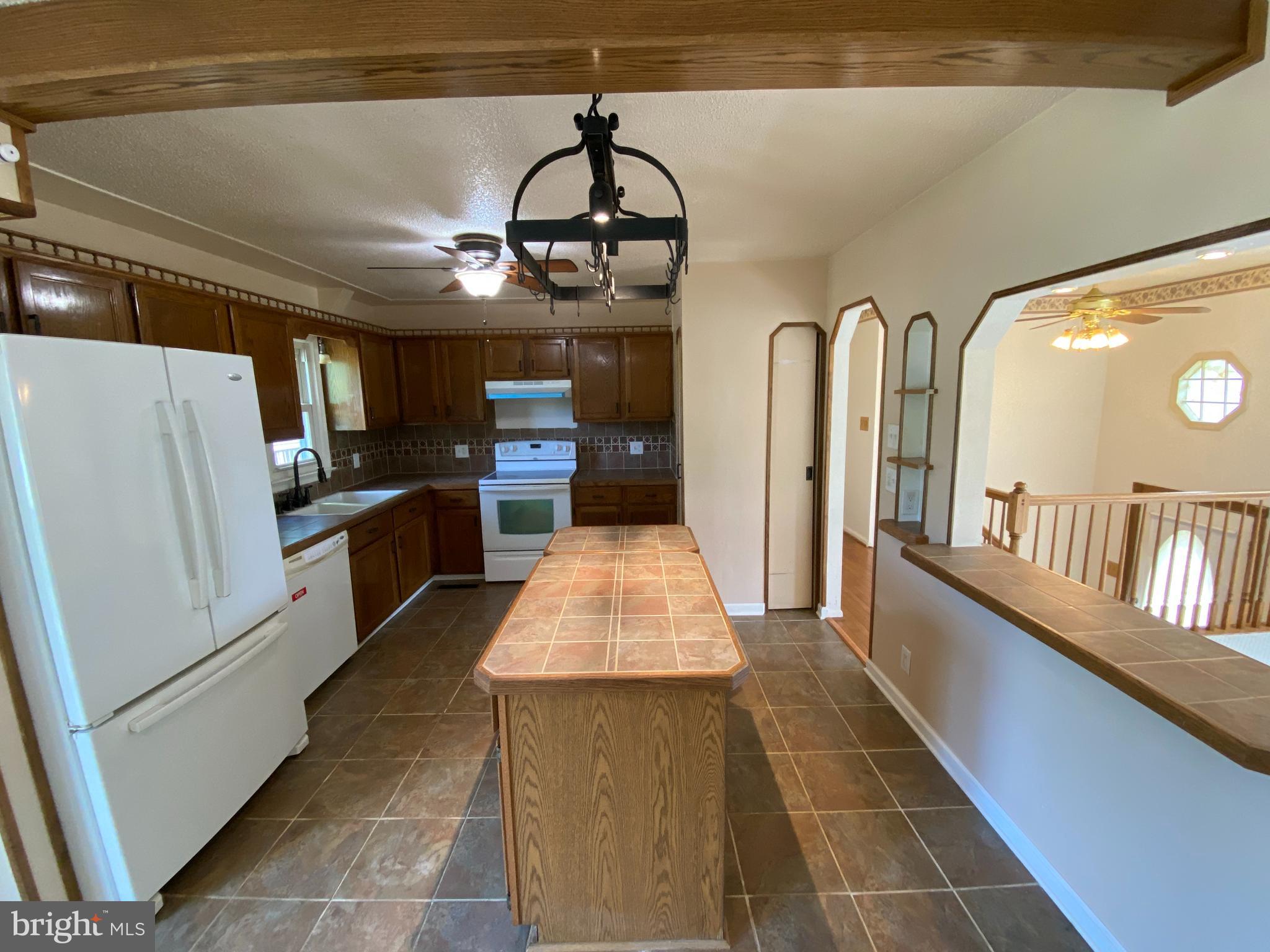 CONCORD ESTATES - Residential Lease