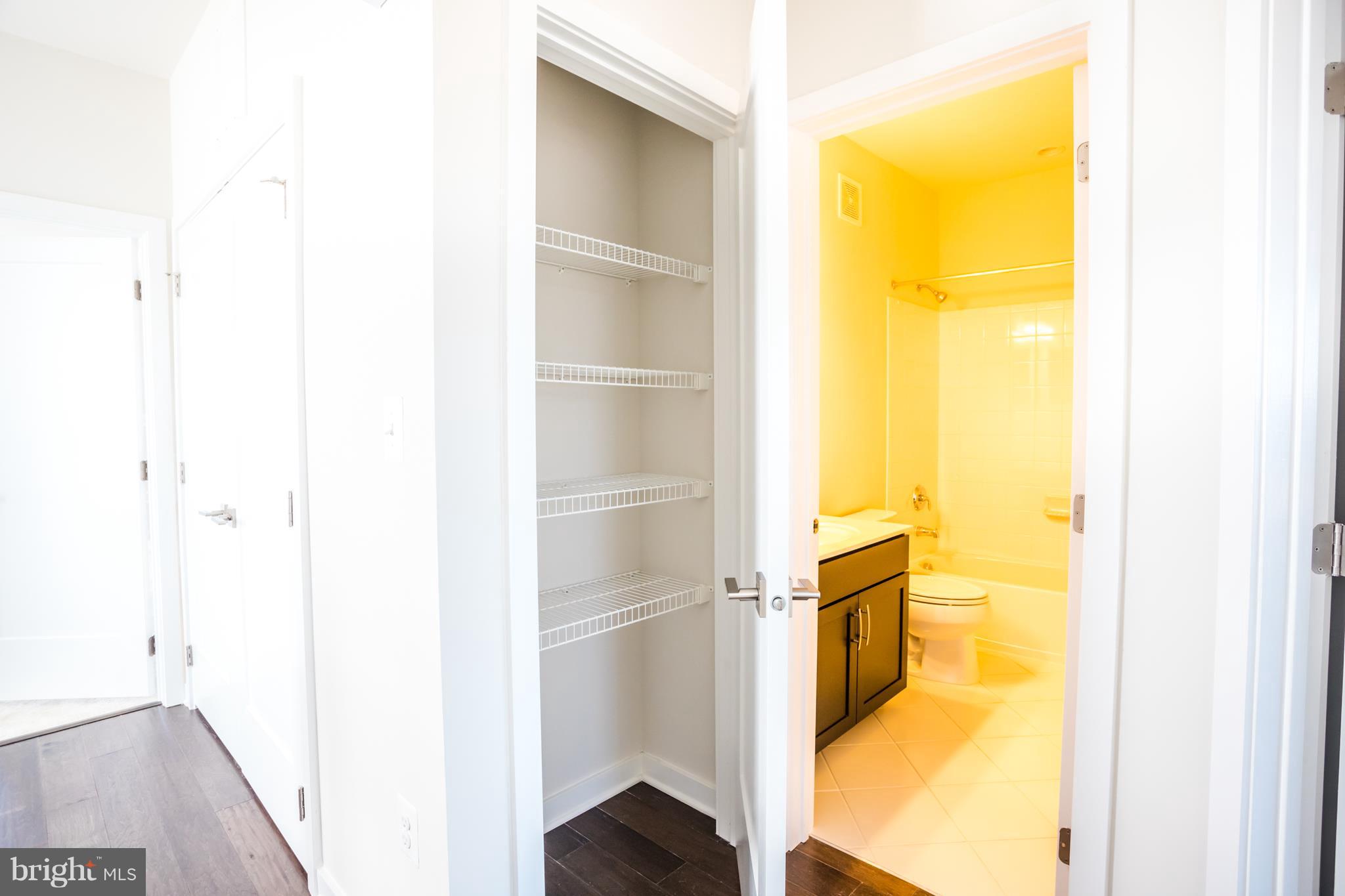 BUCKINGHAM AT LOUDOUN VALLEY - Residential Lease