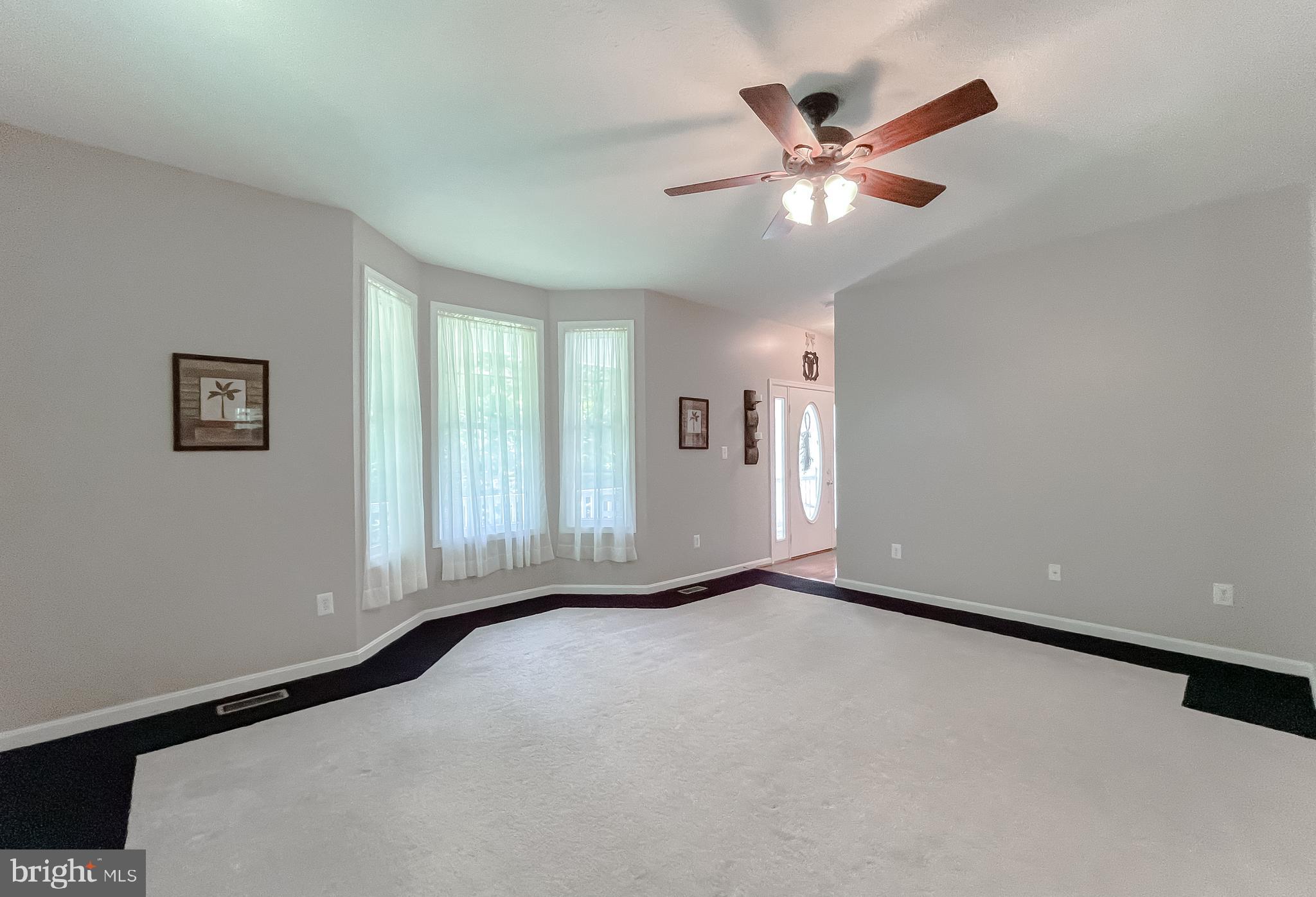 RIVERWOOD FARMS - Residential