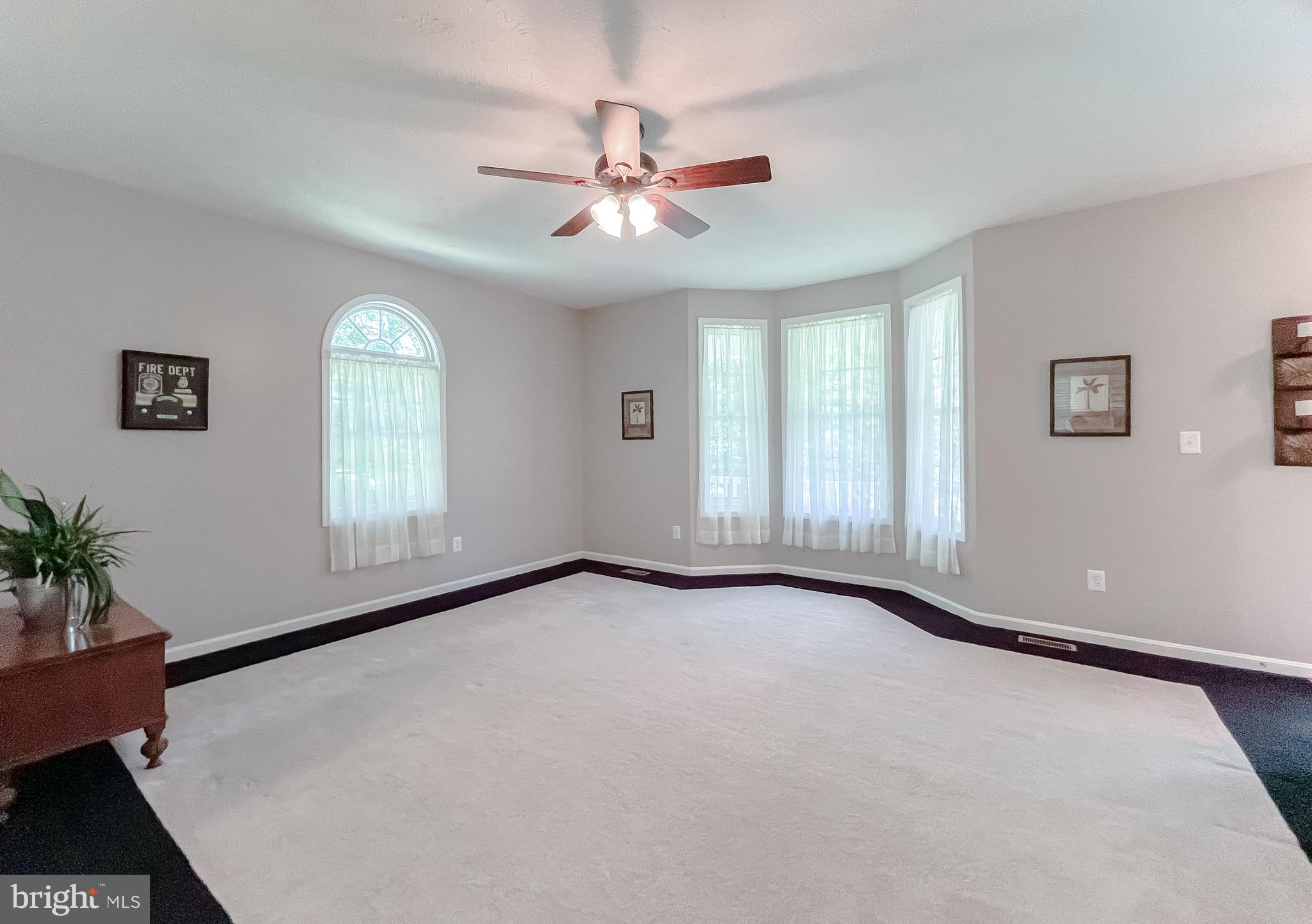 RIVERWOOD FARMS - Residential