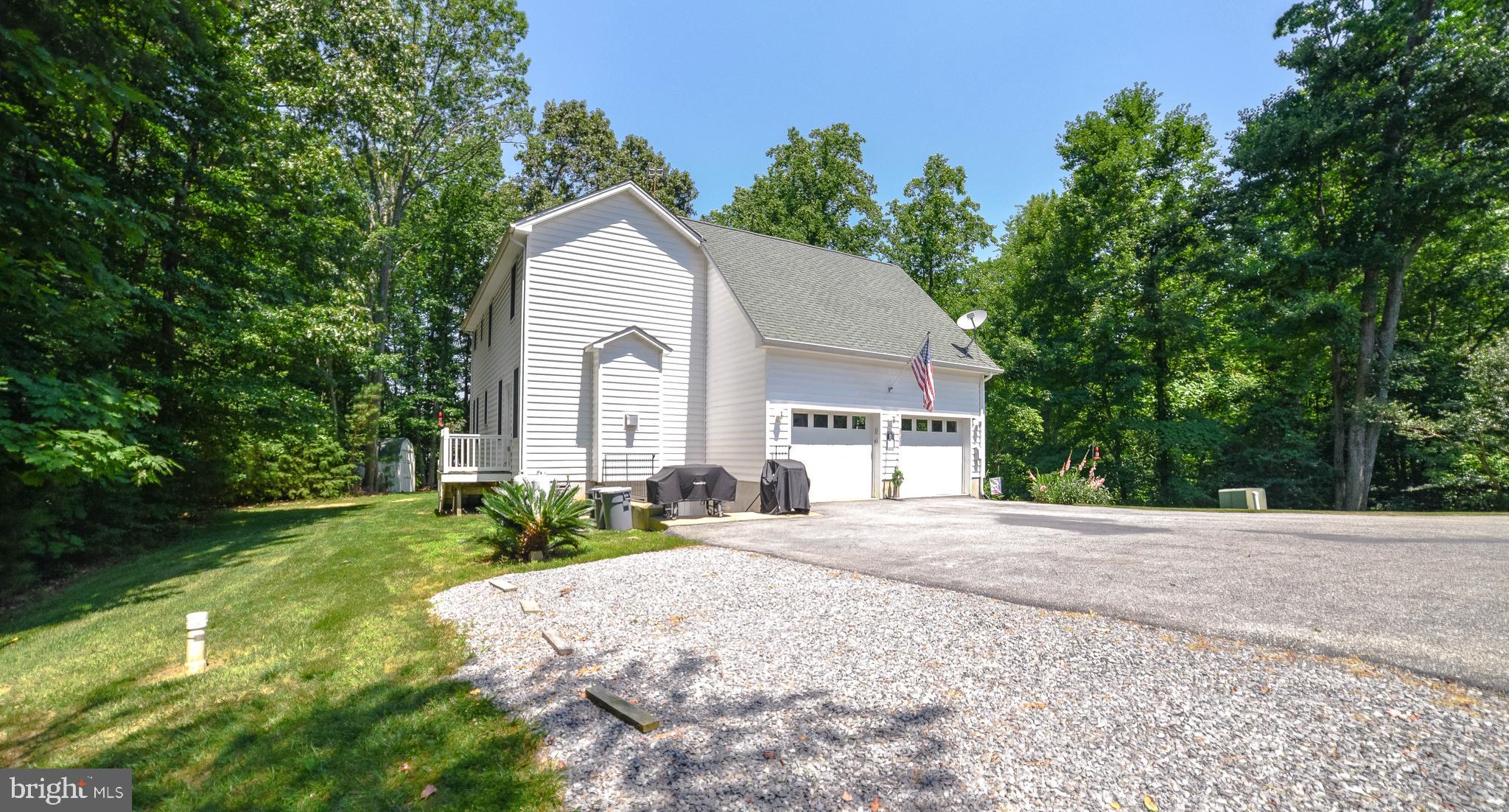 RIVERWOOD FARMS - Residential