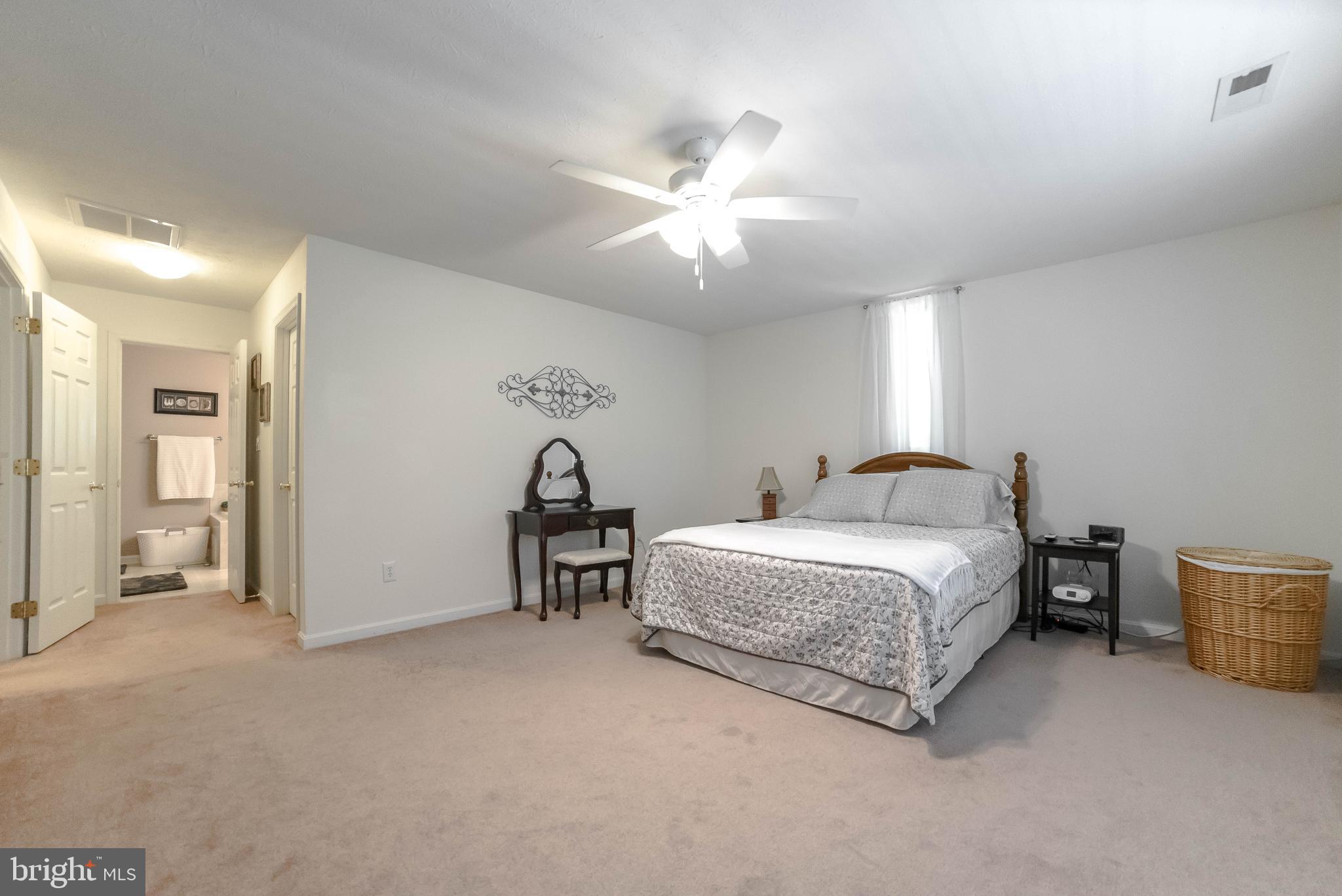 RIVERWOOD FARMS - Residential