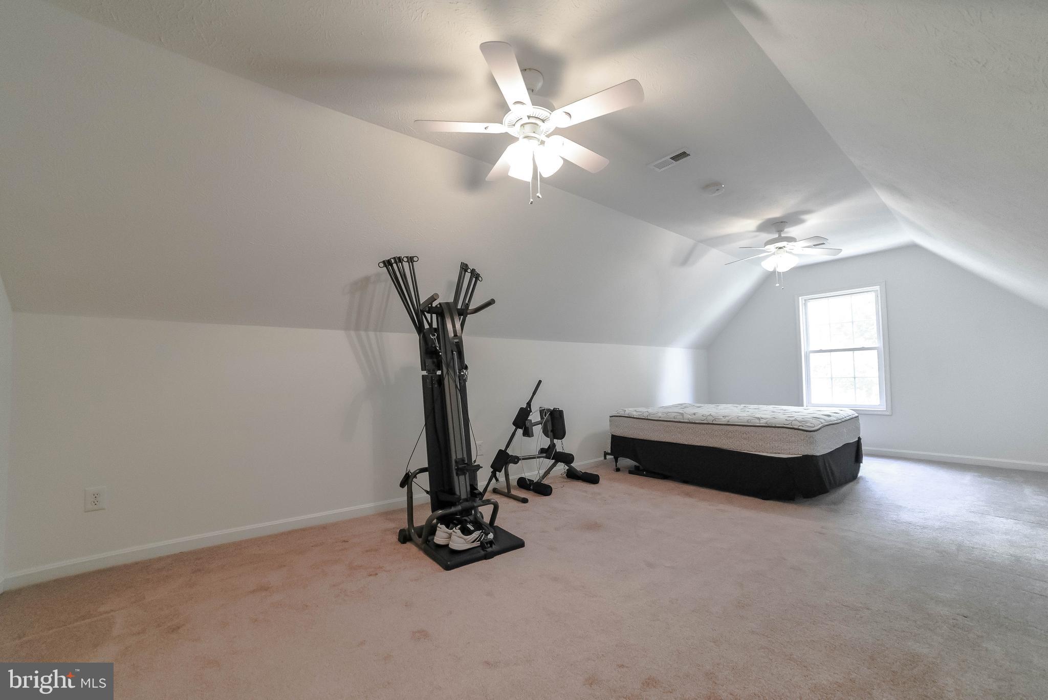 RIVERWOOD FARMS - Residential