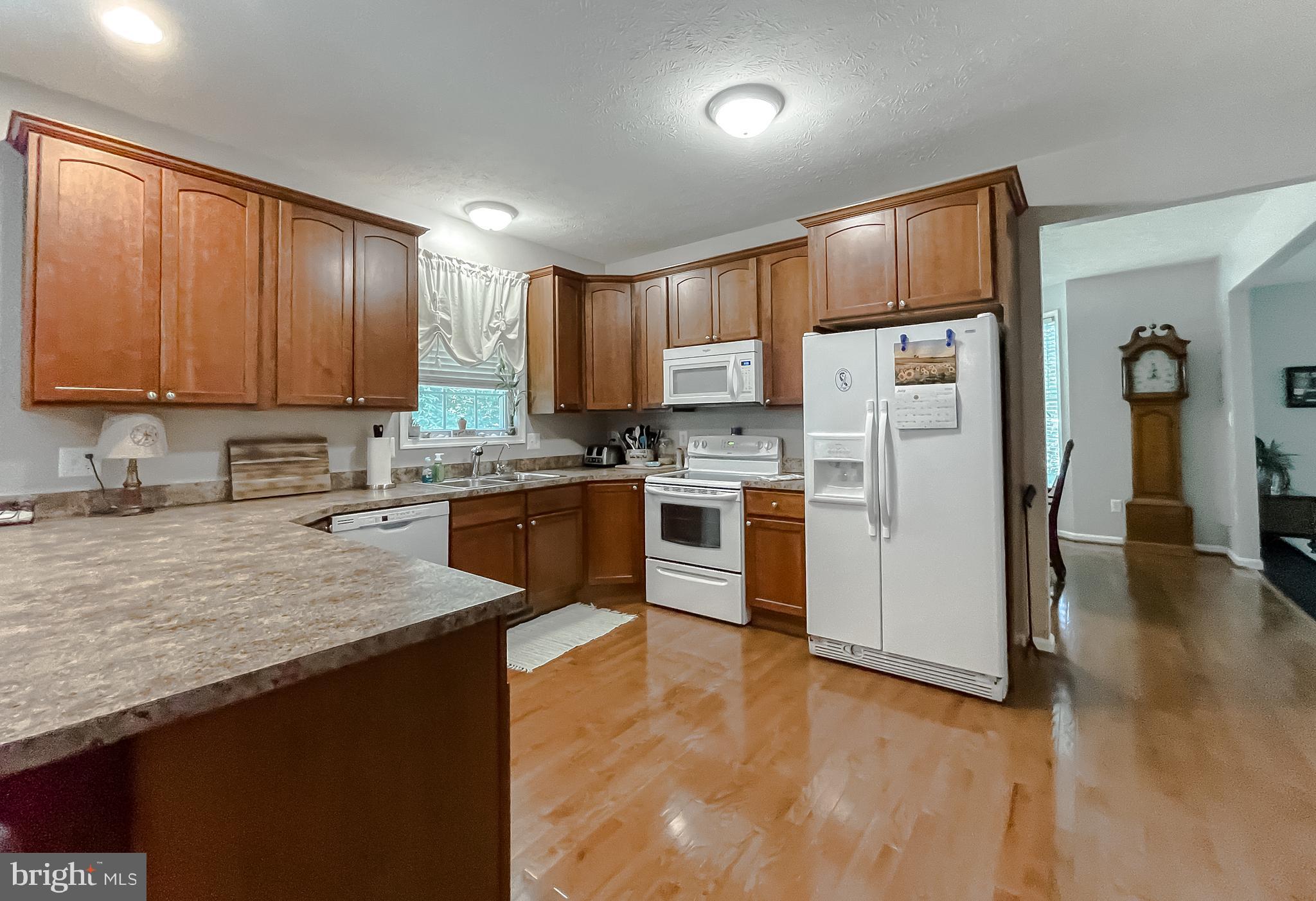 RIVERWOOD FARMS - Residential