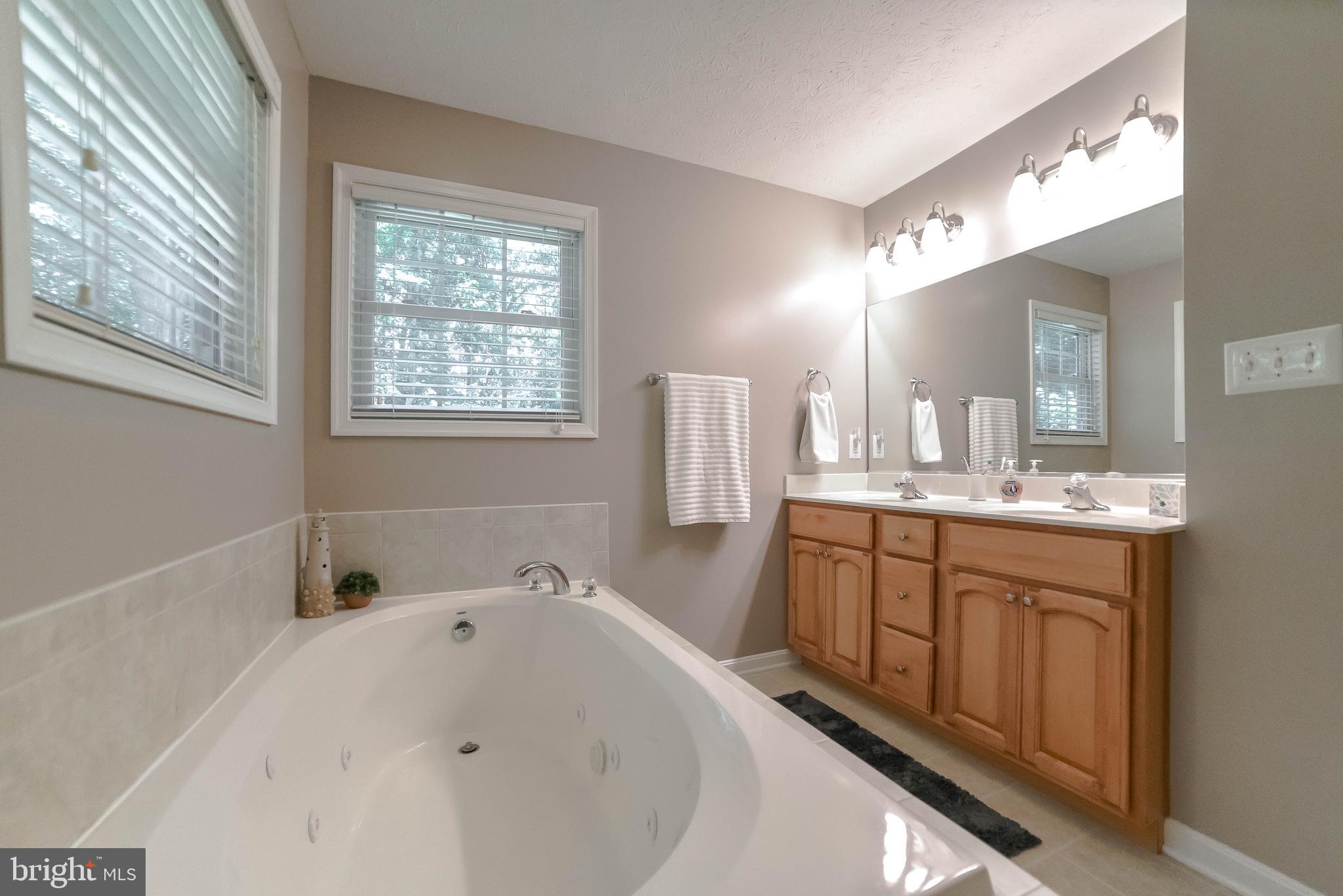 RIVERWOOD FARMS - Residential