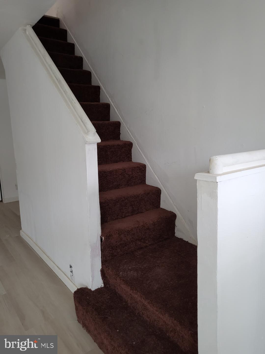 KENSINGTON - Residential Lease