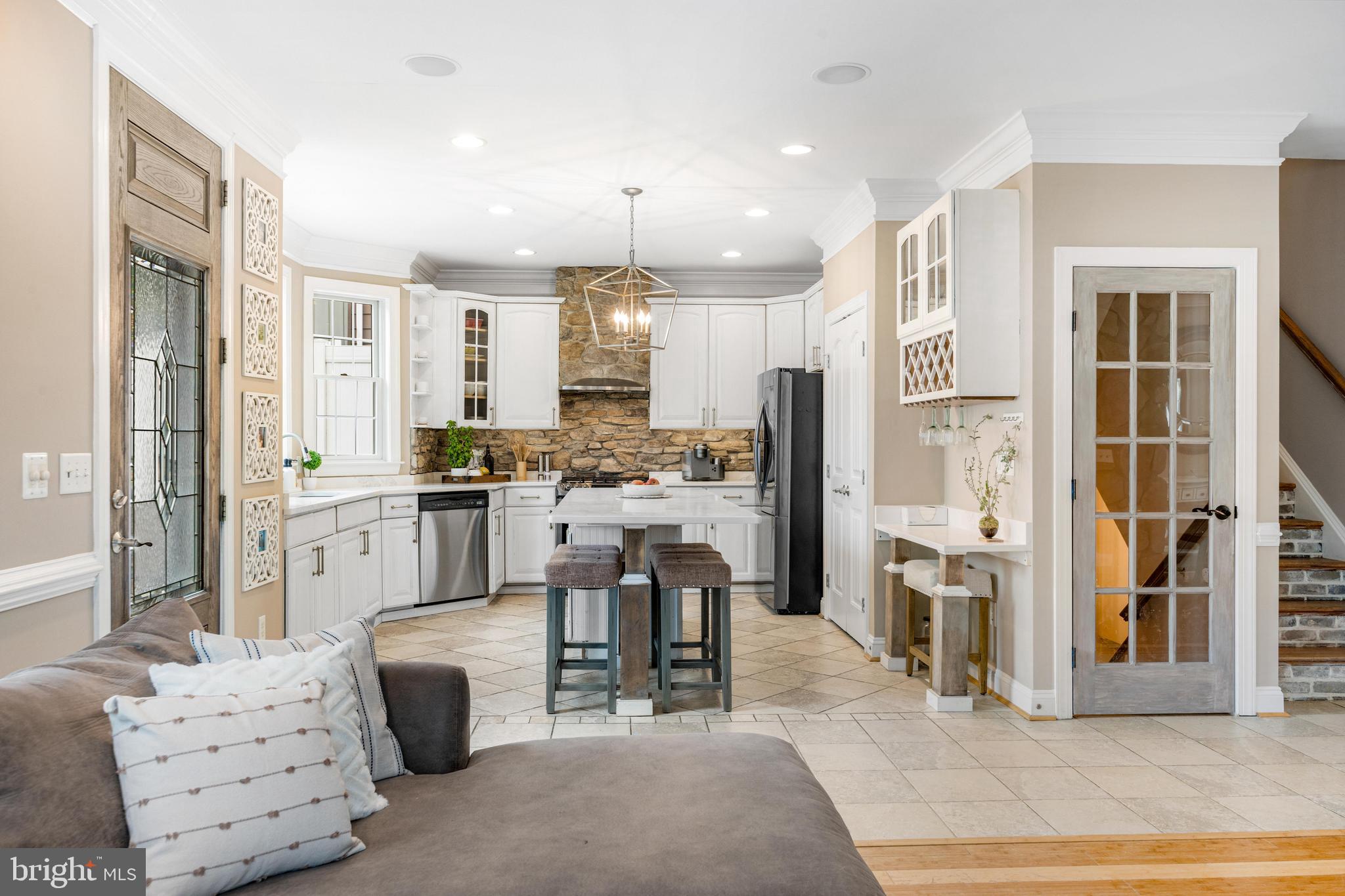 SYLVAN SHORES - Residential