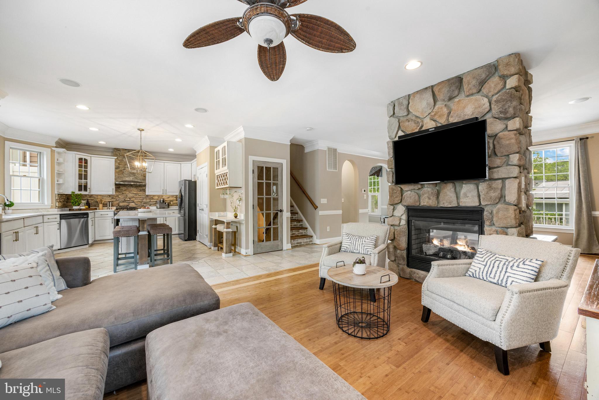 SYLVAN SHORES - Residential