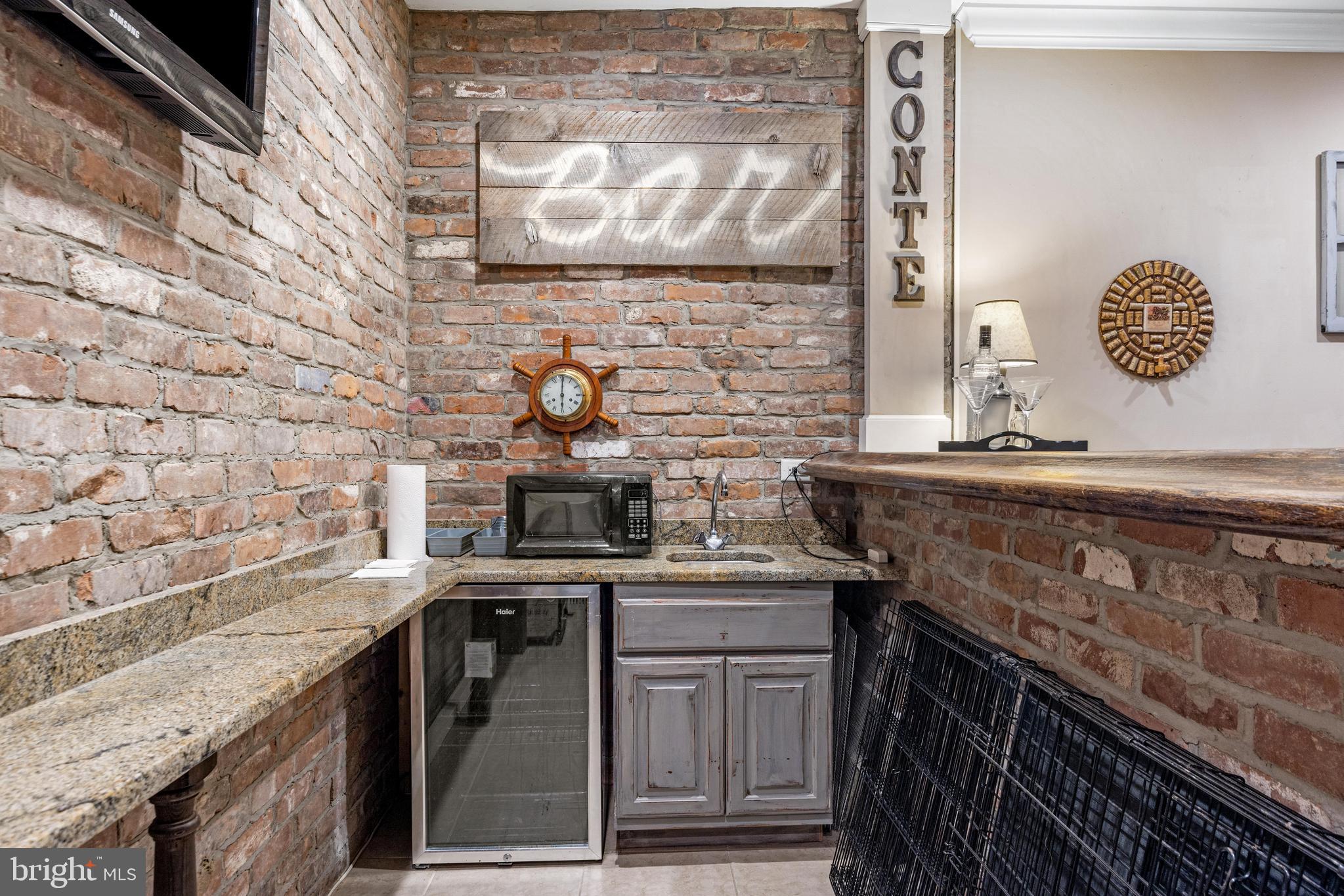 SYLVAN SHORES - Residential