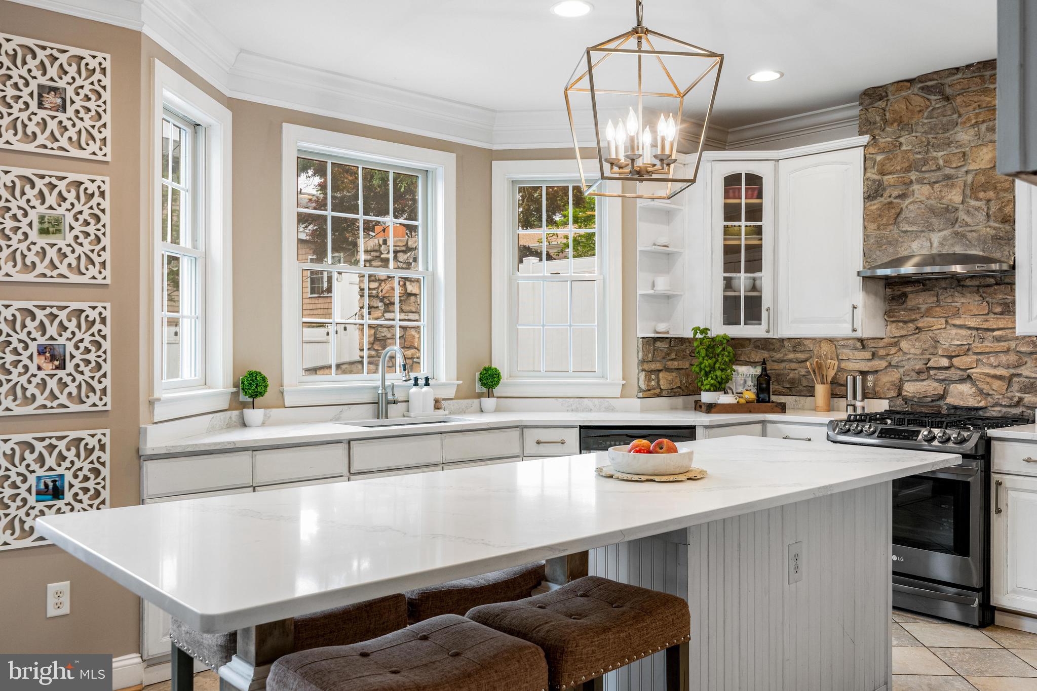 SYLVAN SHORES - Residential