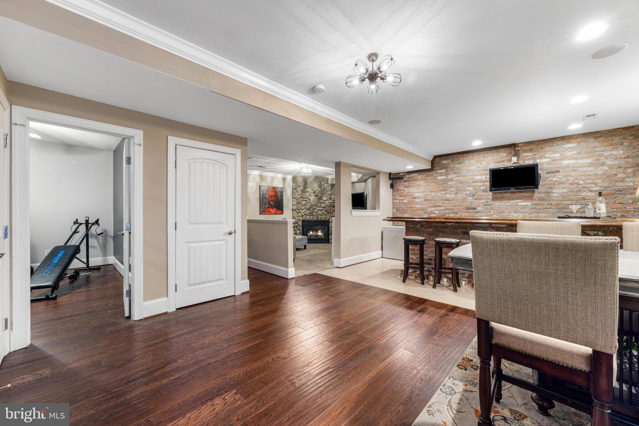 SYLVAN SHORES - Residential