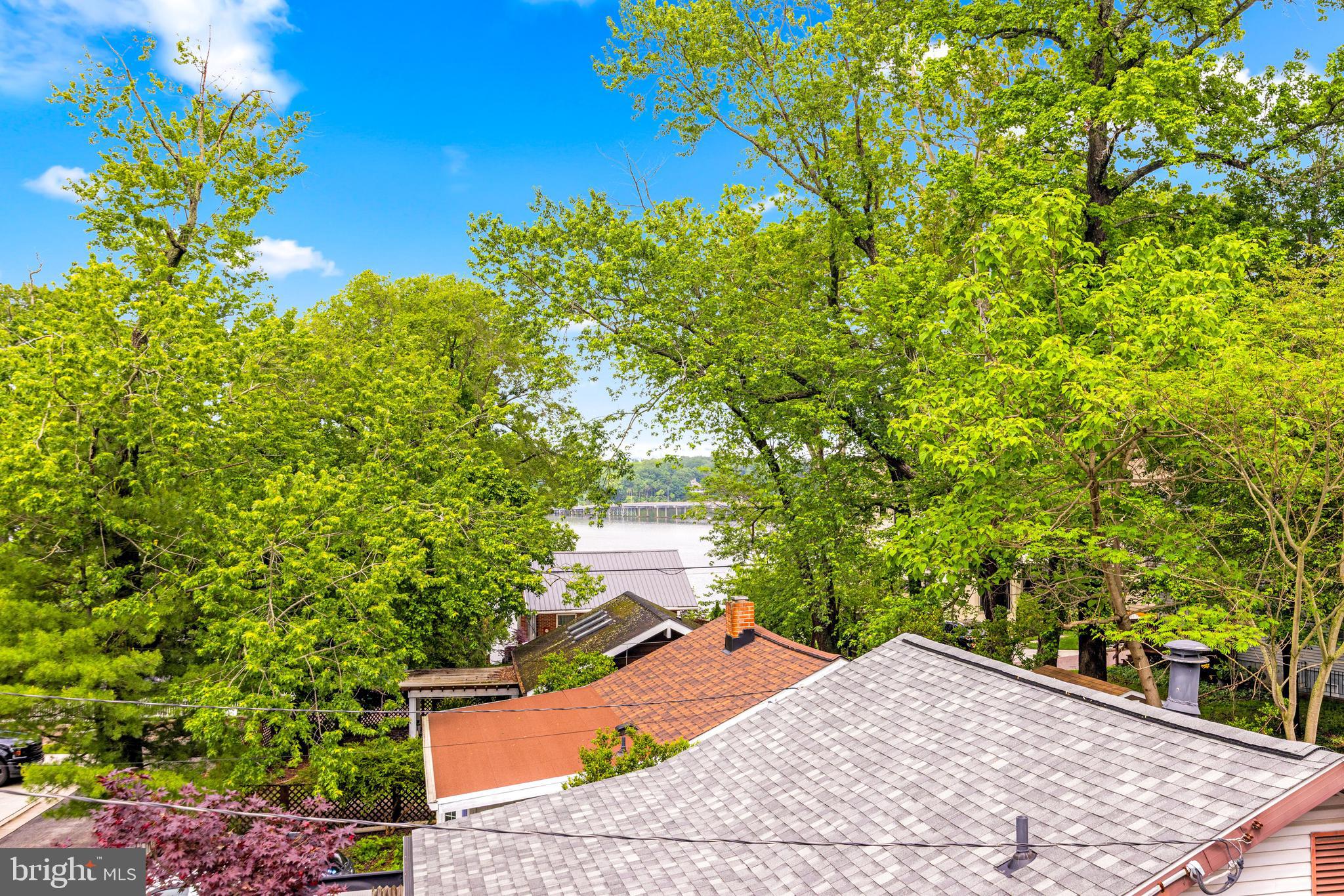 SYLVAN SHORES - Residential