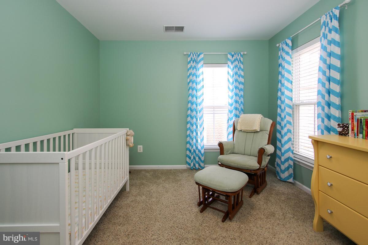 LORTON TOWN CNTR LANDBAY - Residential Lease