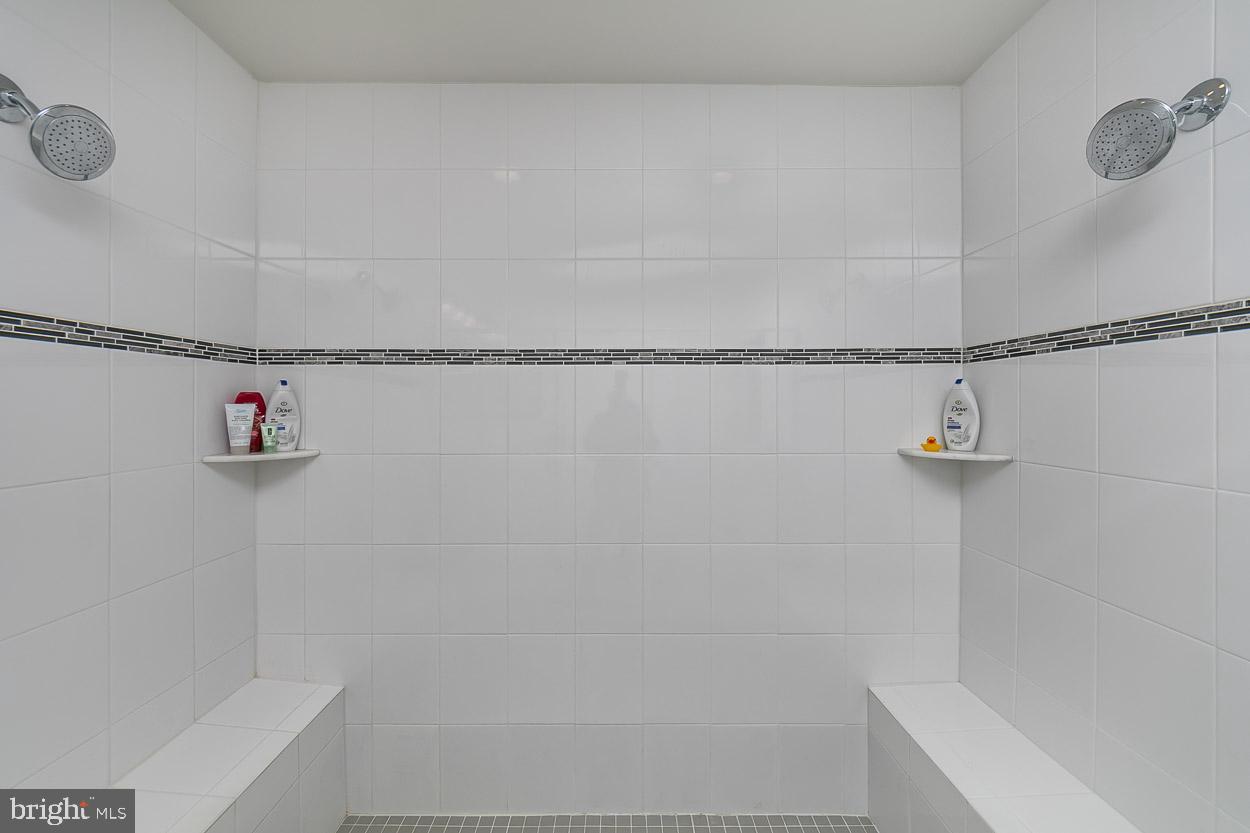 THE ENCLAVE AT ARUNDEL PRESERVE - Residential