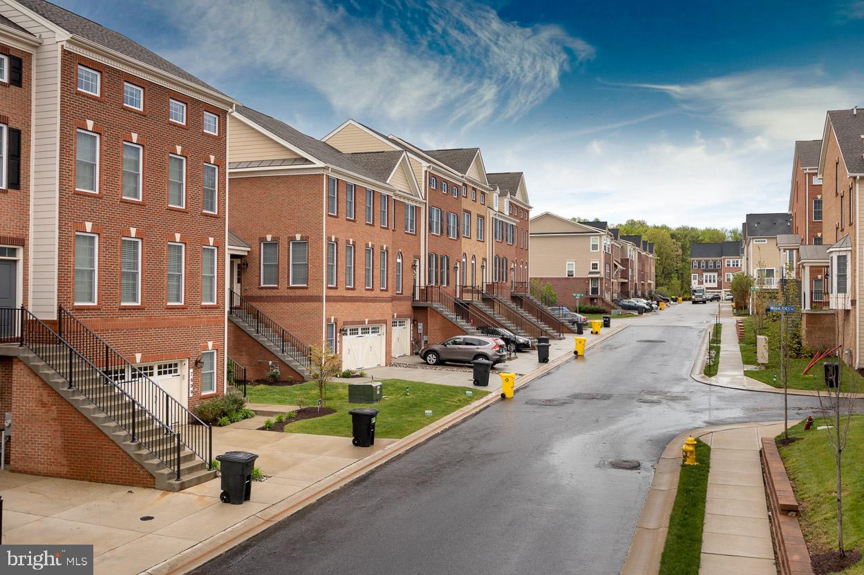 THE ENCLAVE AT ARUNDEL PRESERVE - Residential