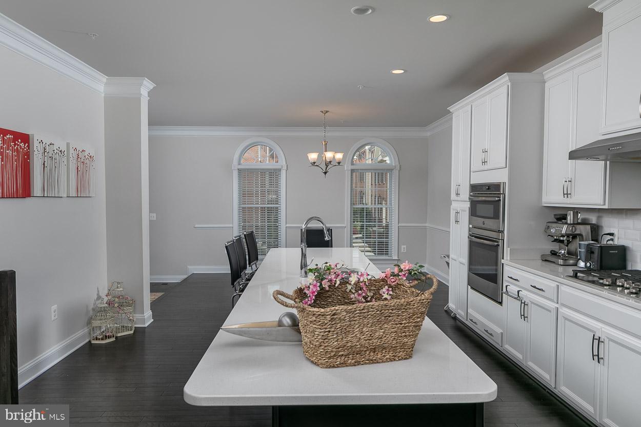 THE ENCLAVE AT ARUNDEL PRESERVE - Residential