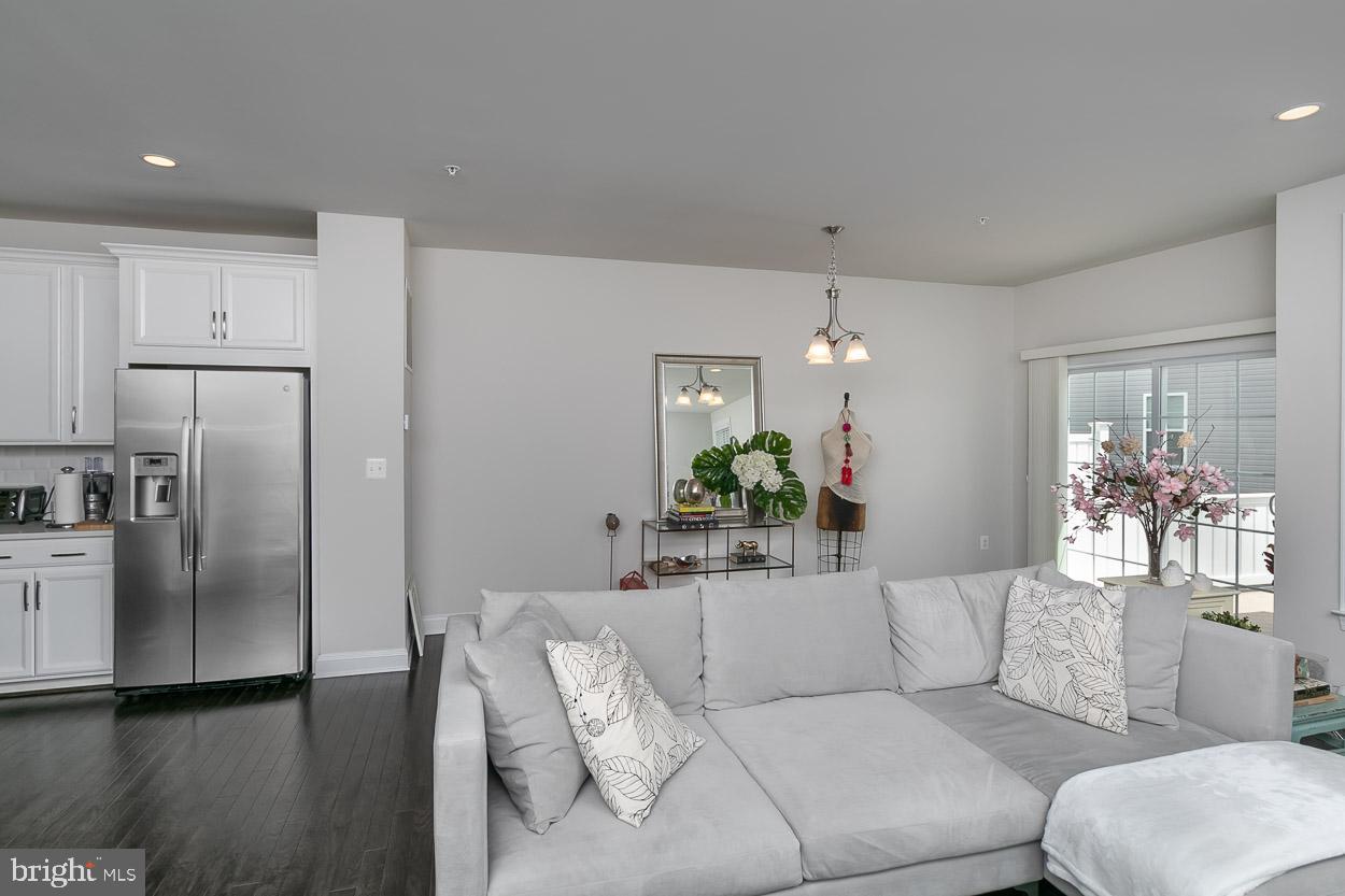 THE ENCLAVE AT ARUNDEL PRESERVE - Residential