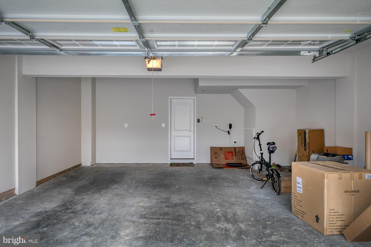 THE ENCLAVE AT ARUNDEL PRESERVE - Residential