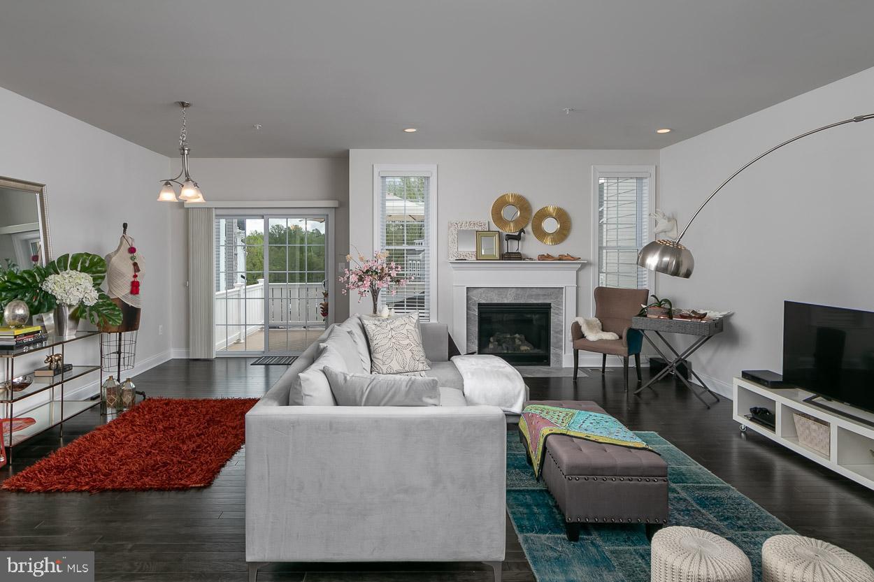 THE ENCLAVE AT ARUNDEL PRESERVE - Residential