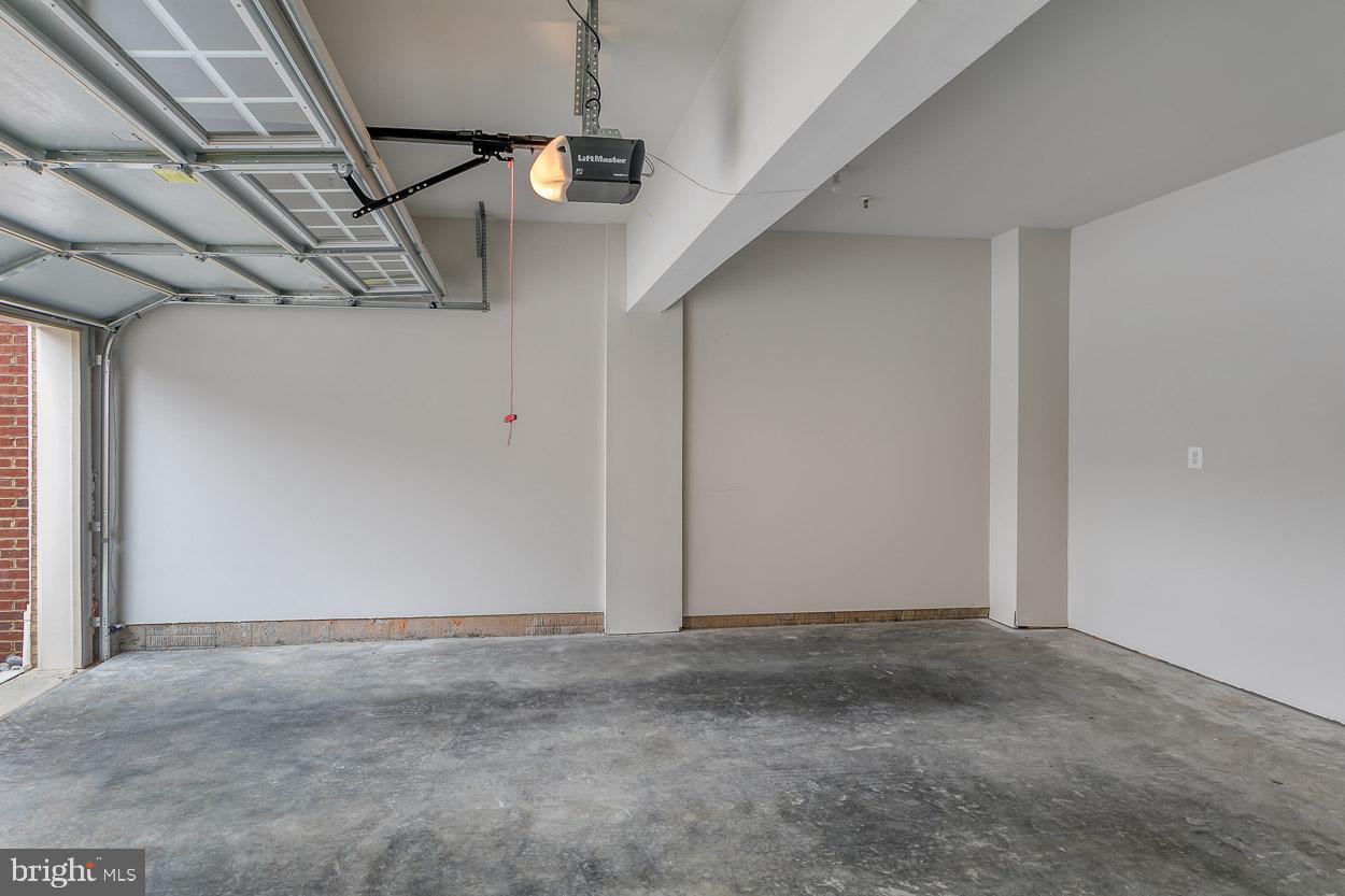 THE ENCLAVE AT ARUNDEL PRESERVE - Residential