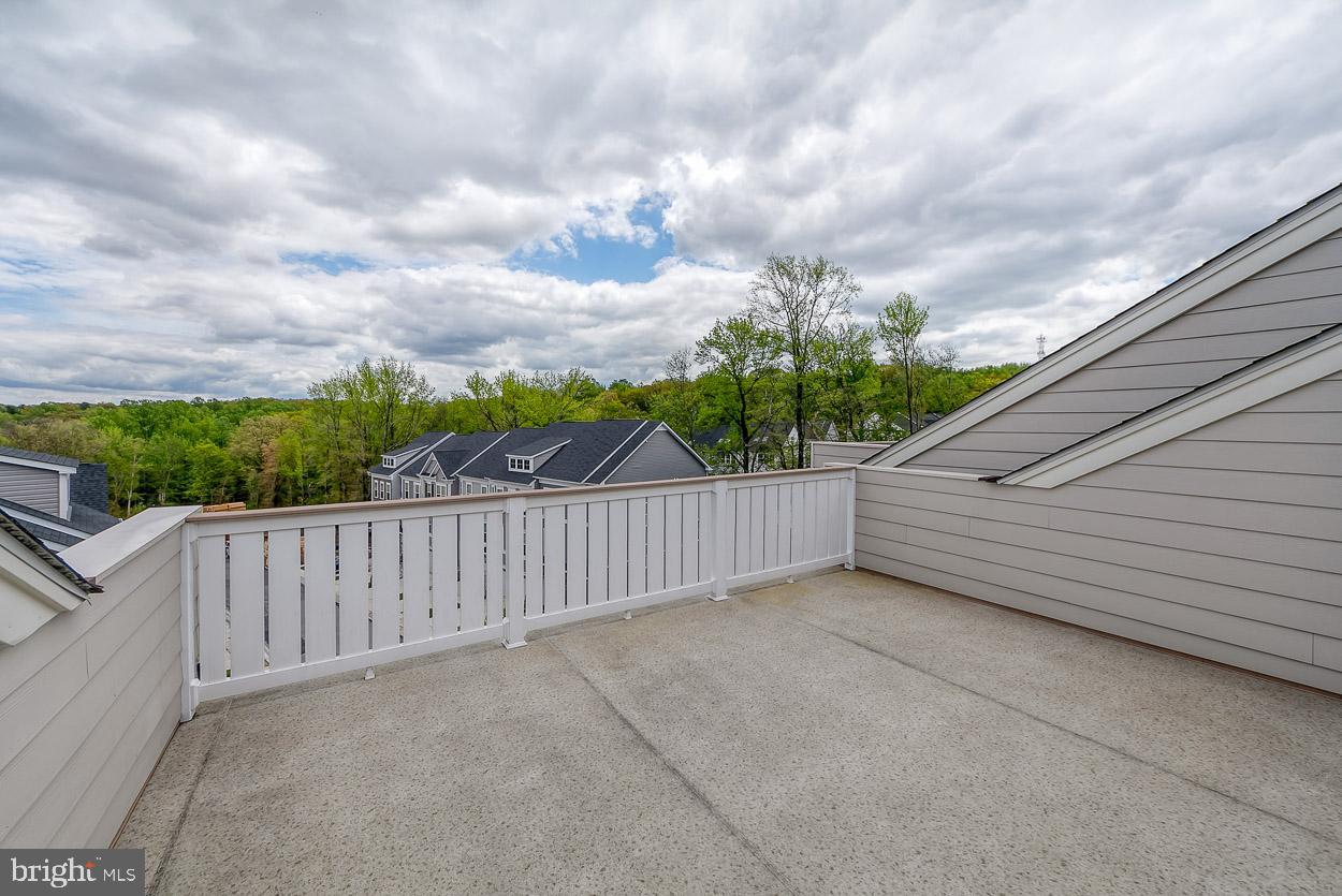 THE ENCLAVE AT ARUNDEL PRESERVE - Residential