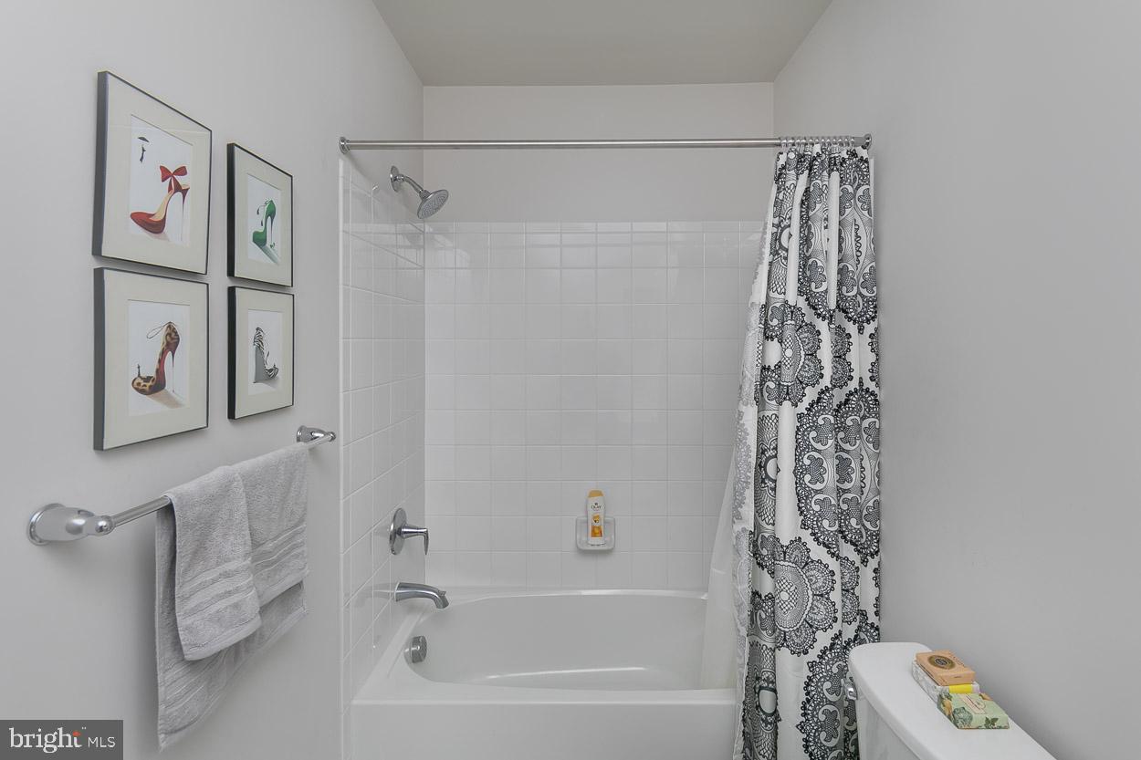 THE ENCLAVE AT ARUNDEL PRESERVE - Residential