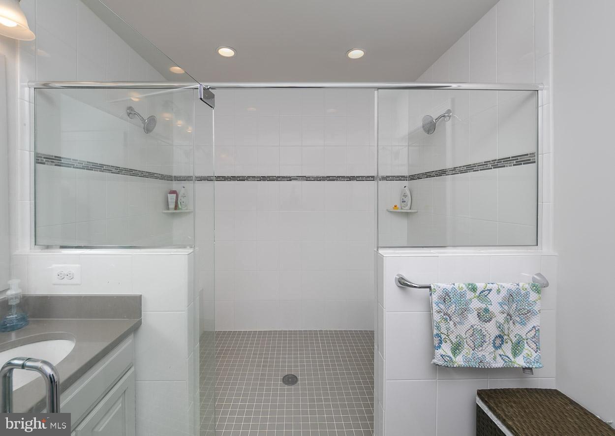 THE ENCLAVE AT ARUNDEL PRESERVE - Residential