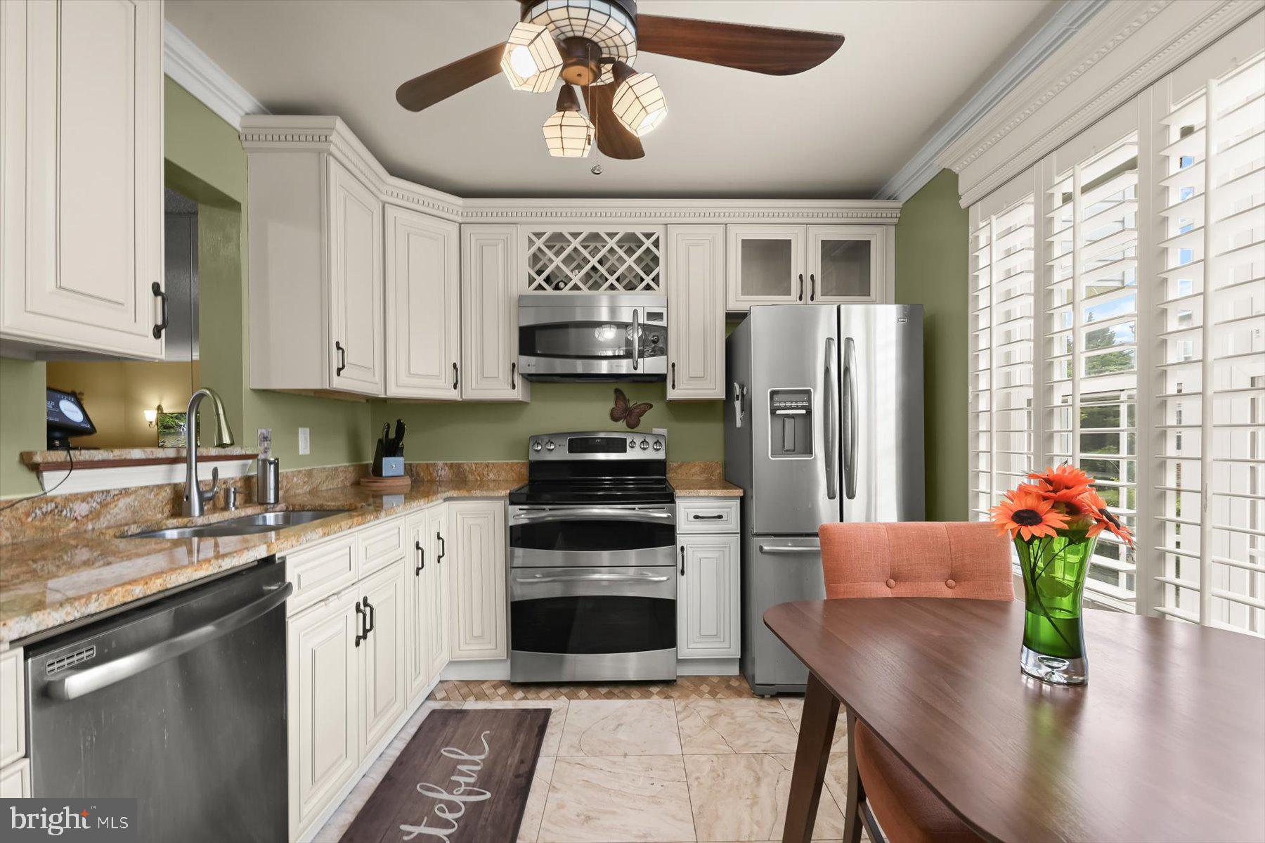 ENTERPRISE KNOLLS-PLAT S - Residential