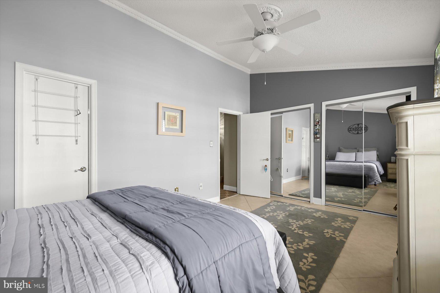 ENTERPRISE KNOLLS-PLAT S - Residential