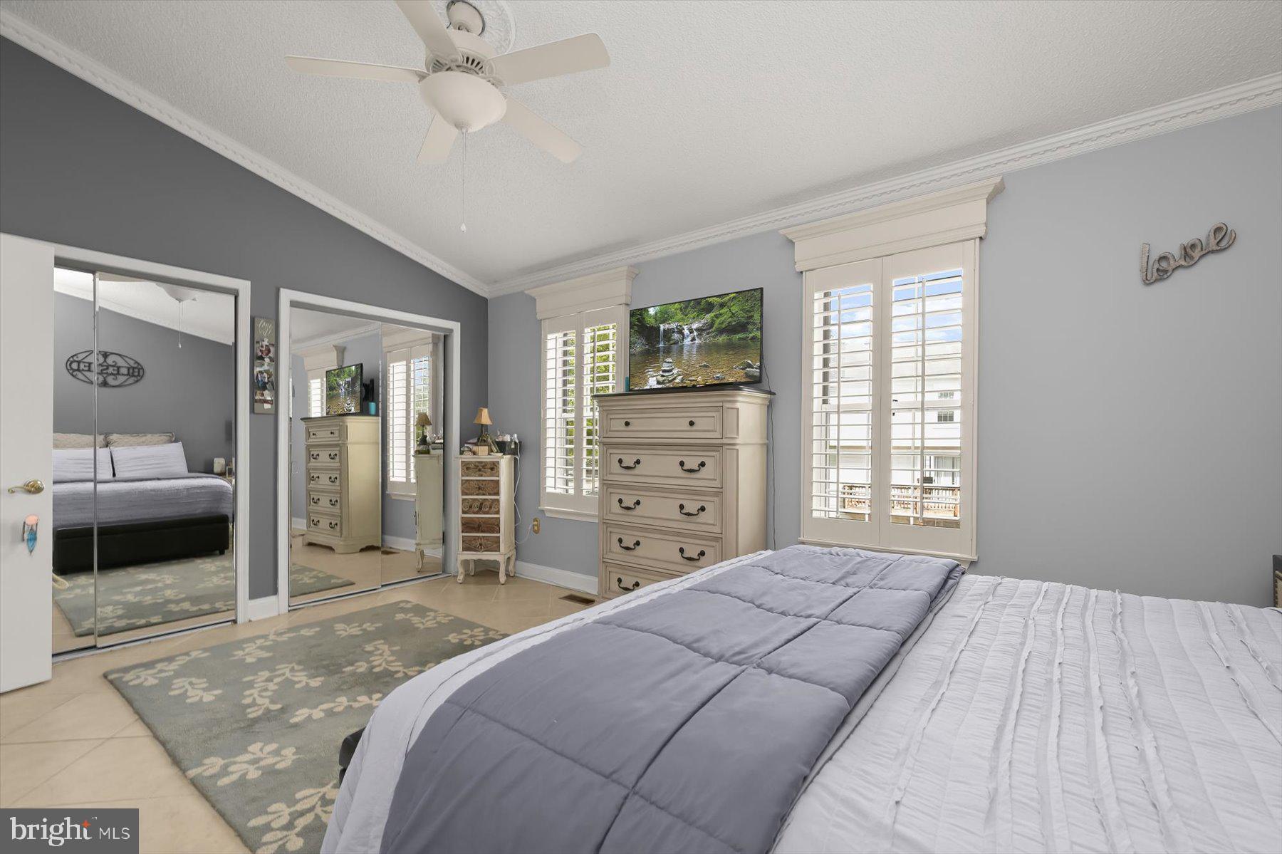 ENTERPRISE KNOLLS-PLAT S - Residential