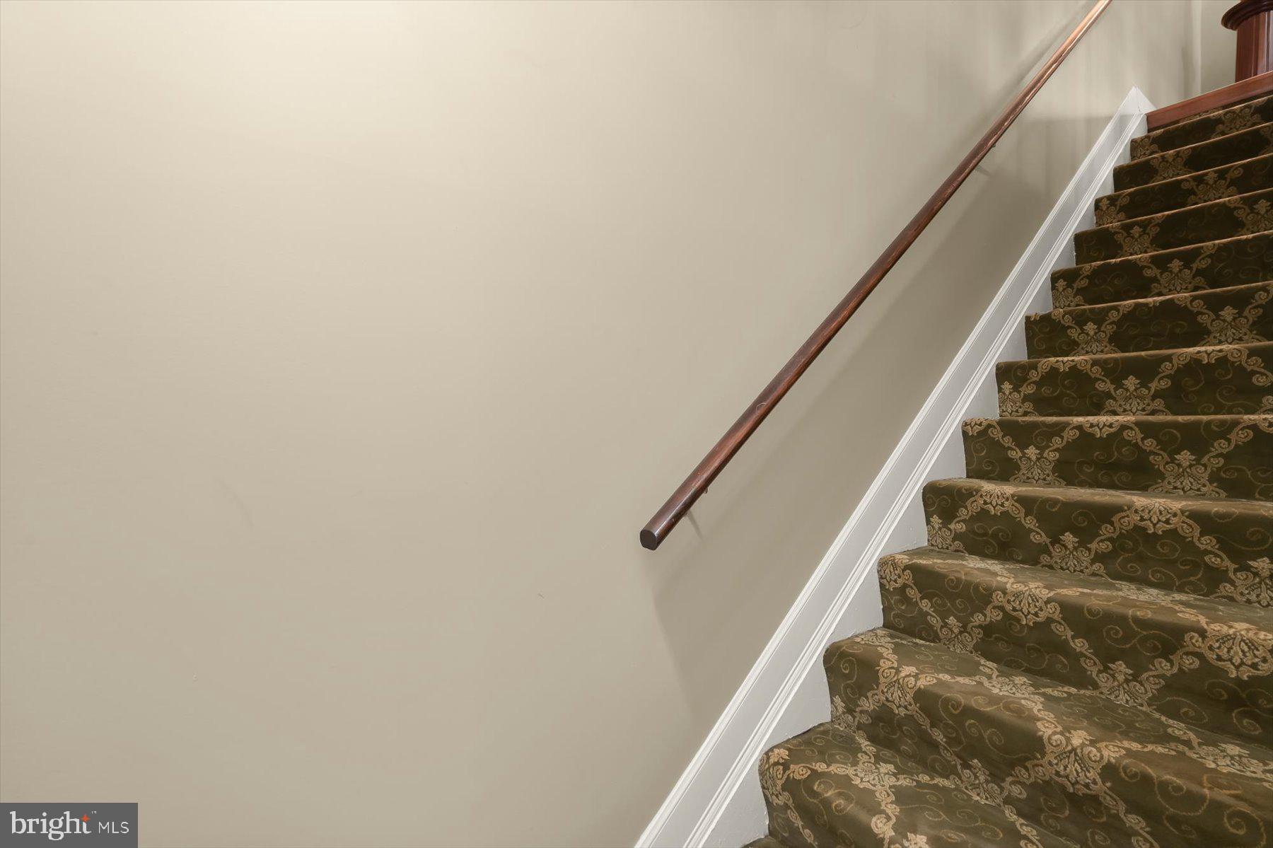 ENTERPRISE KNOLLS-PLAT S - Residential