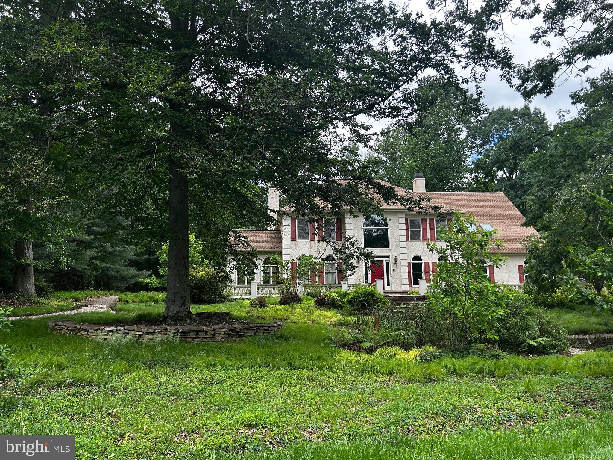1400 HAMPTON DRIVE
