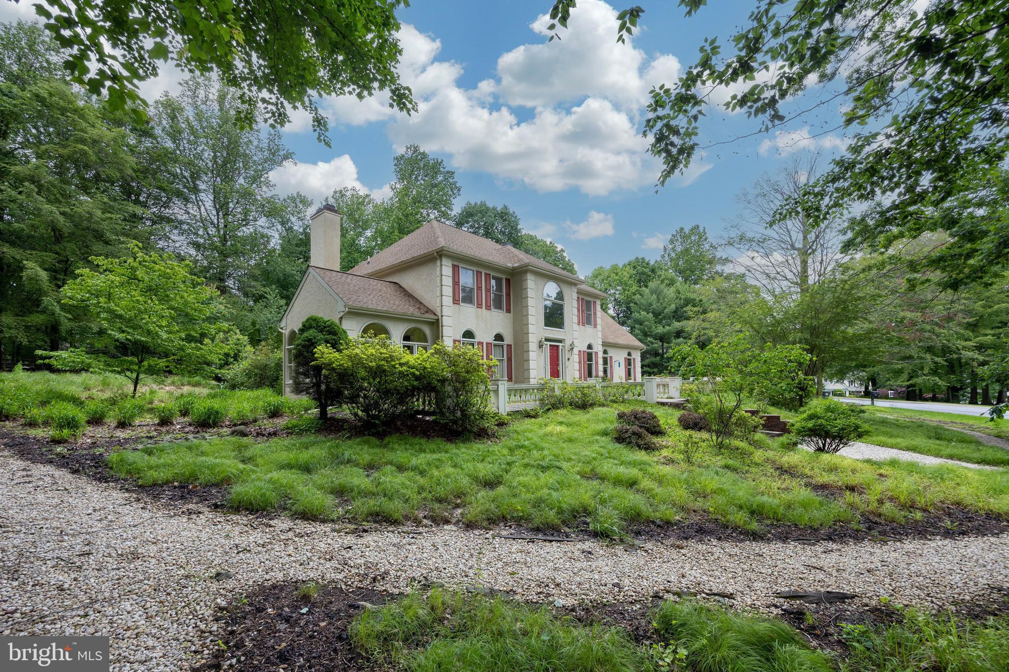 1400 HAMPTON DRIVE