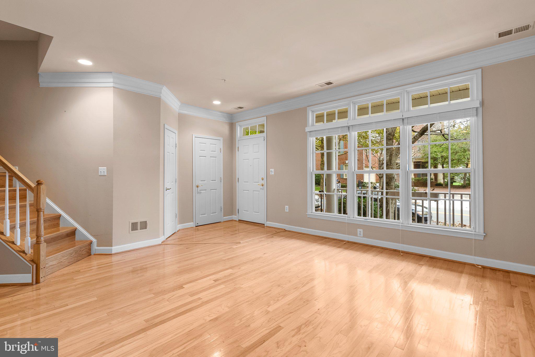 FALLSGROVE - Residential