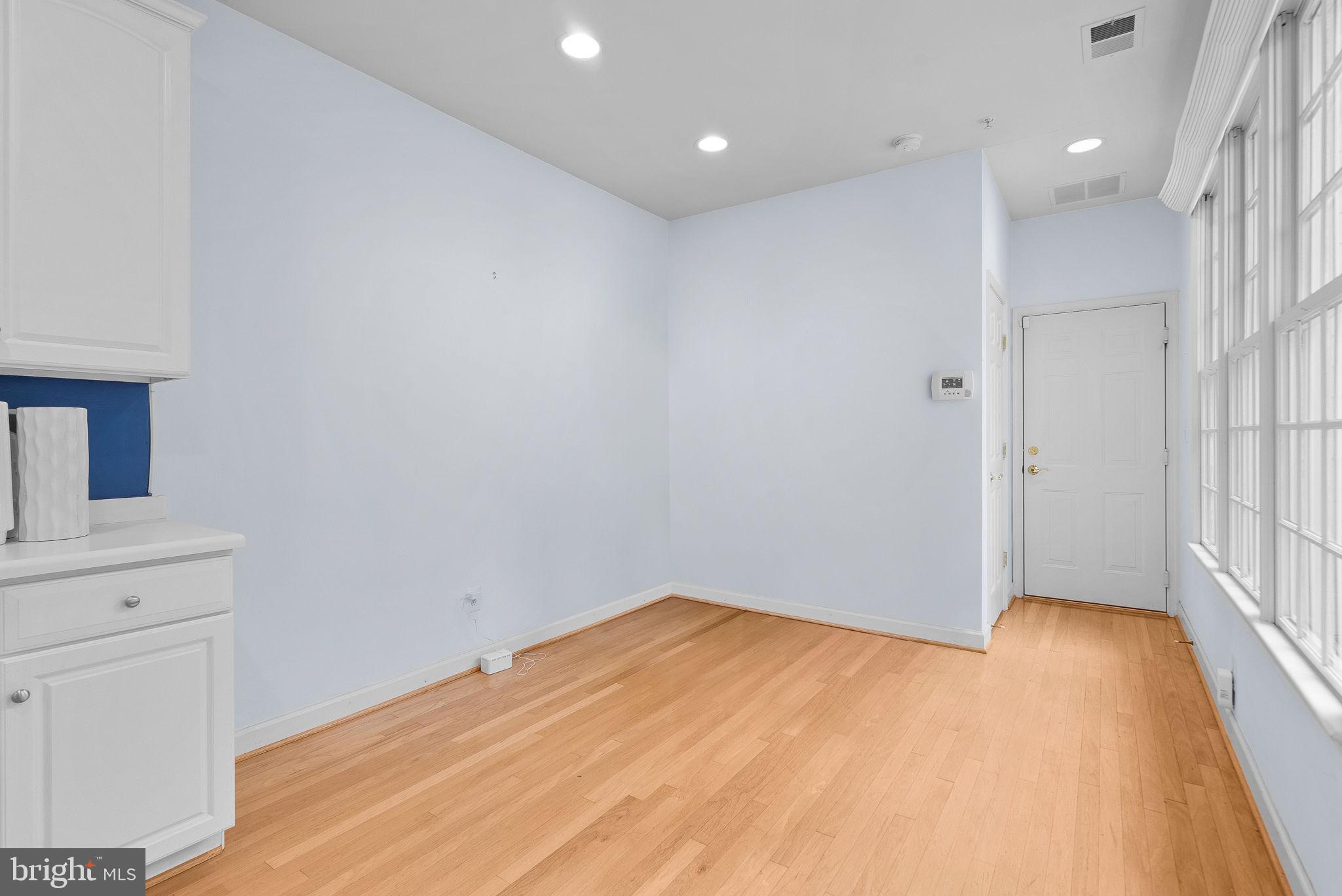 FALLSGROVE - Residential