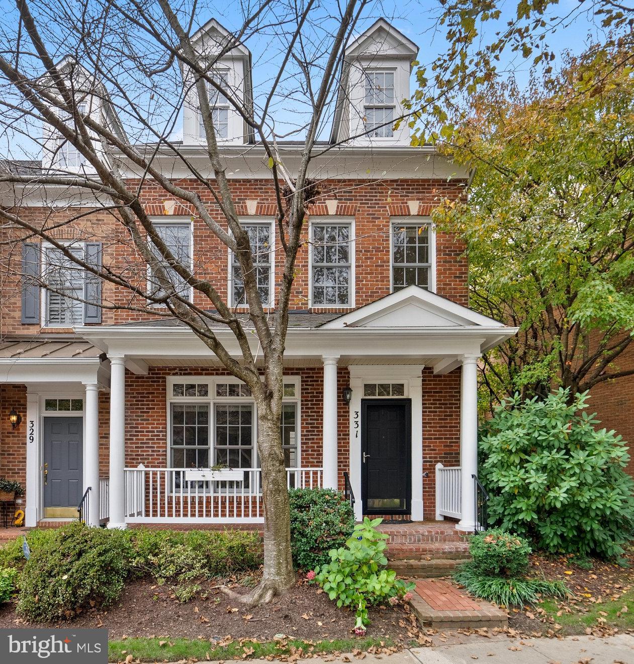 FALLSGROVE - Residential