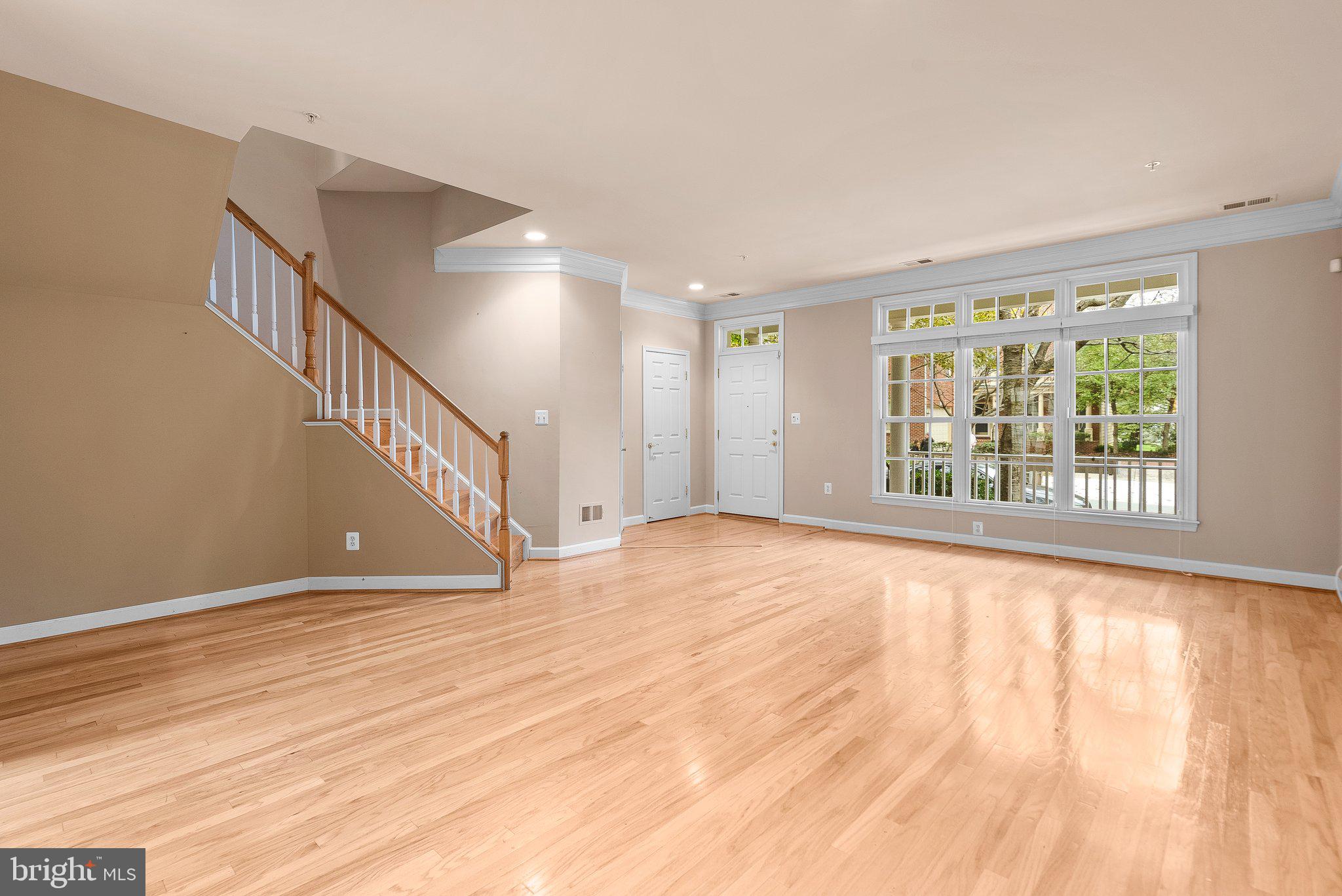 FALLSGROVE - Residential