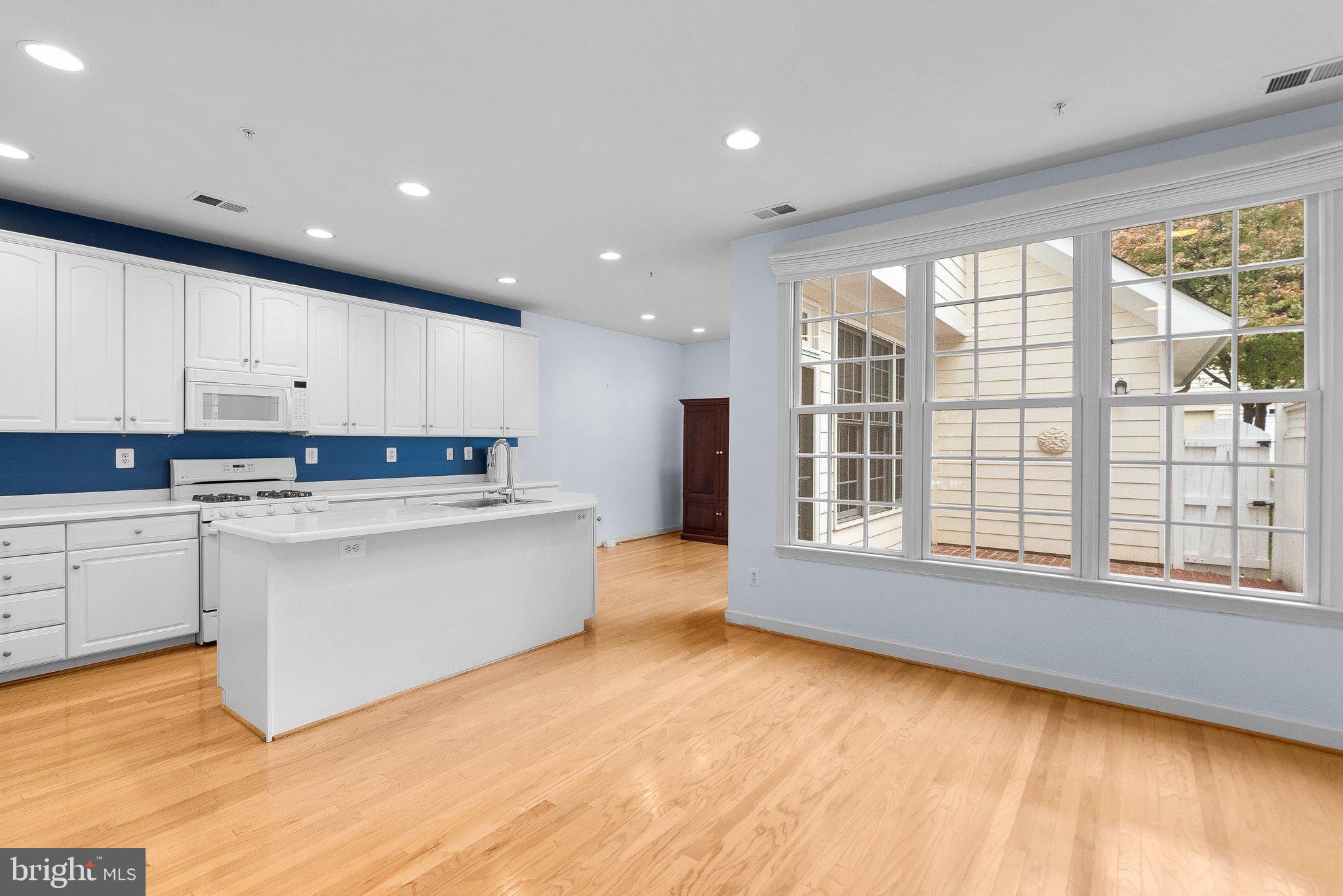 FALLSGROVE - Residential